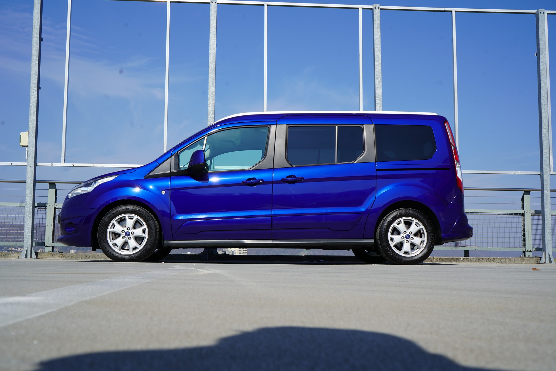 FORD GRAND TOURNEO CONNECT 1.5 TDCi TITANIUM POWERSHIFT l 120 PS-image-1