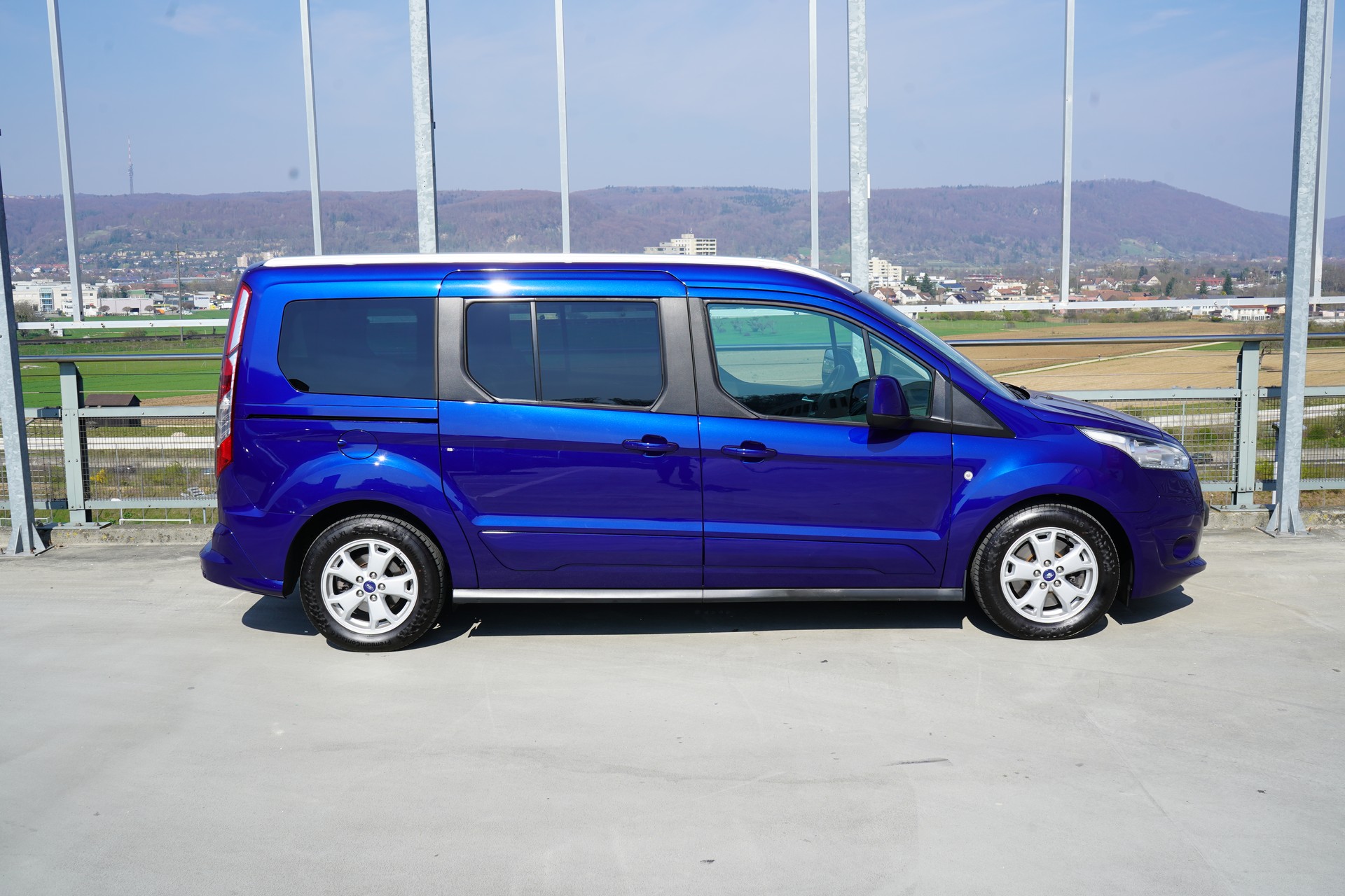 FORD GRAND TOURNEO CONNECT 1.5 TDCi TITANIUM POWERSHIFT l 120 PS-image-4
