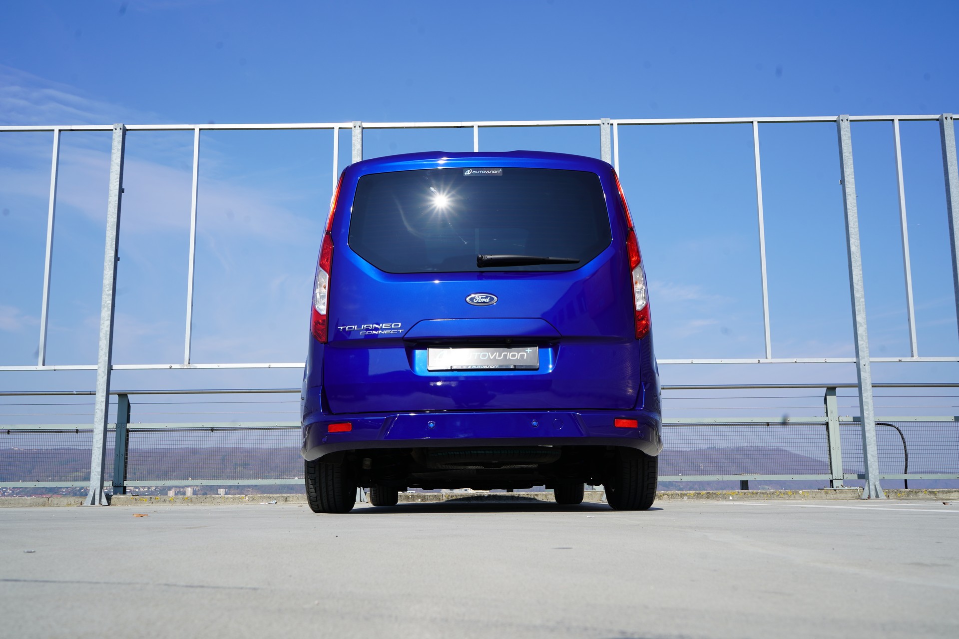 FORD GRAND TOURNEO CONNECT 1.5 TDCi TITANIUM POWERSHIFT l 120 PS-image-15