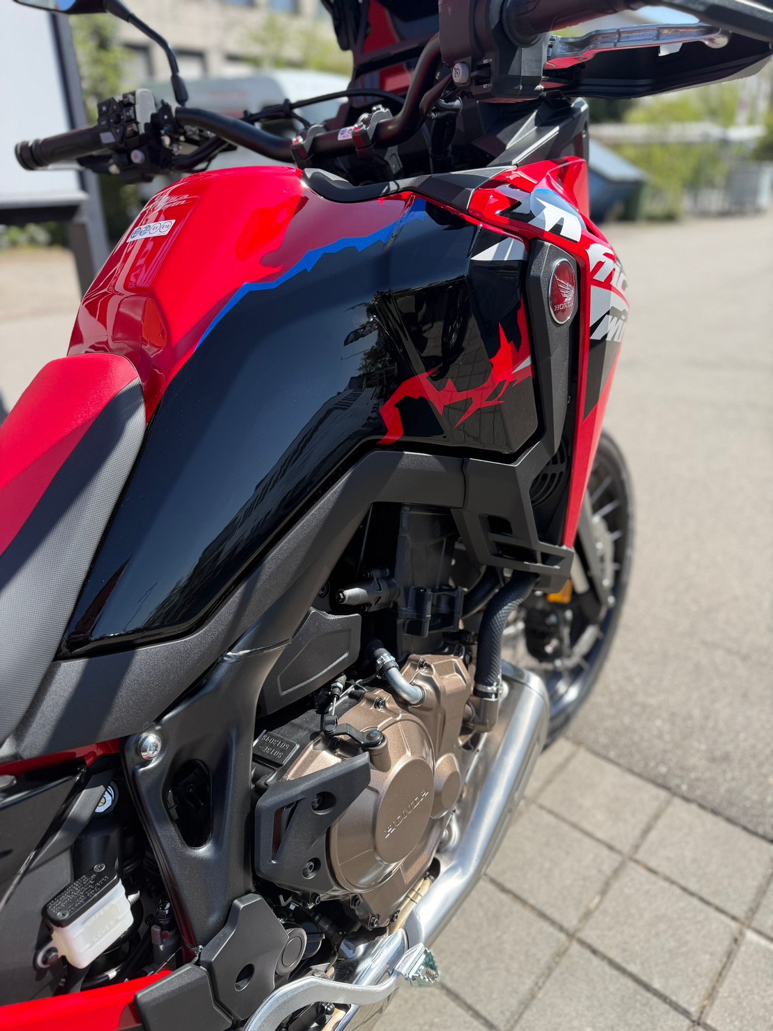 HONDA CRF 1100 Africa Twin-image-5