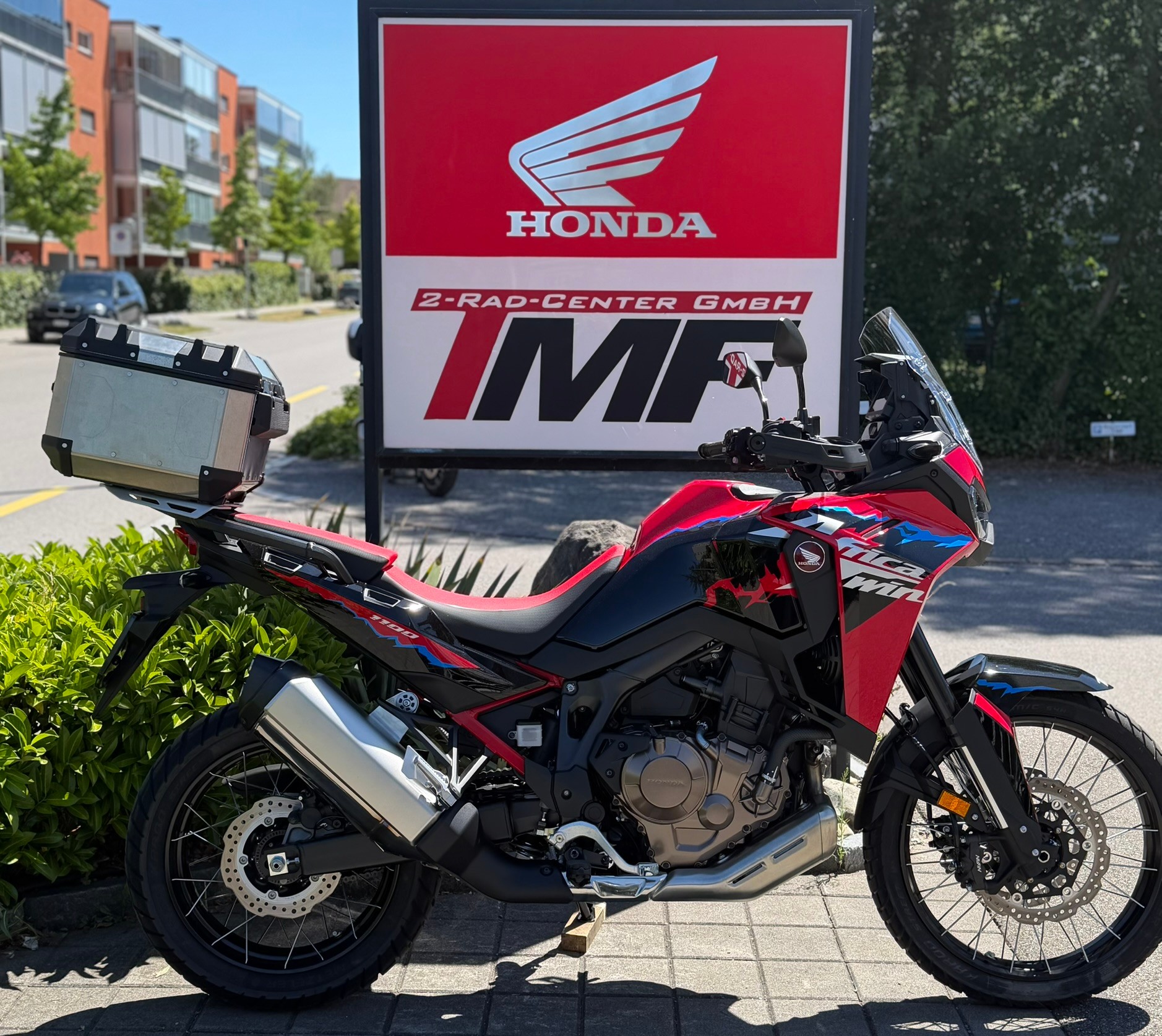 HONDA CRF 1100 Africa Twin-image-7