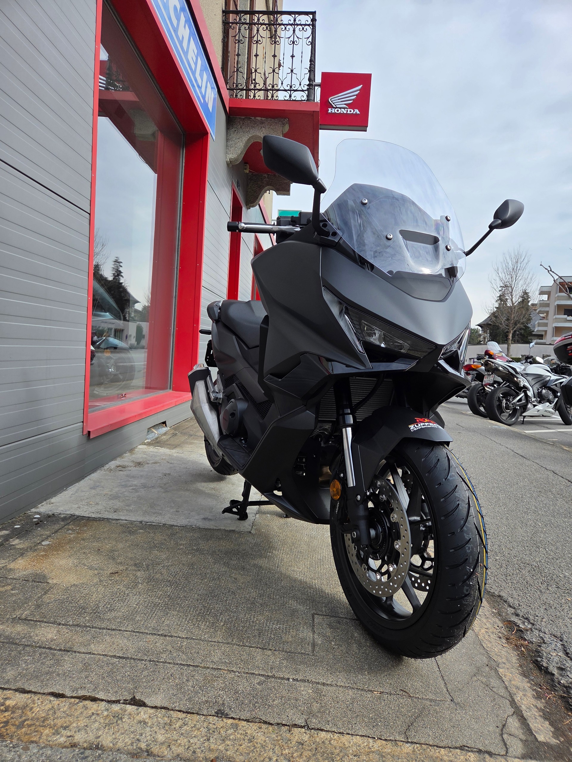 HONDA NSS 750