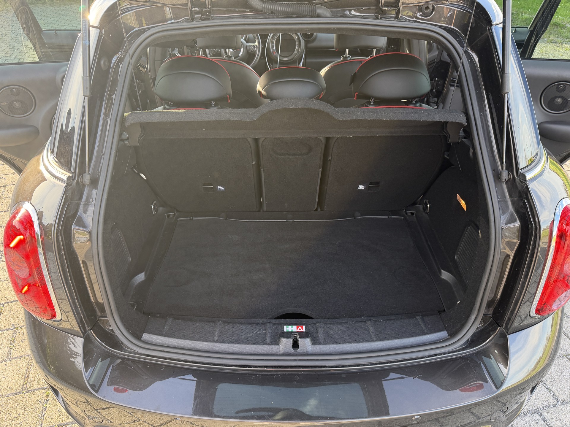 MINI Countryman John Cooper Works ALL4-image-5
