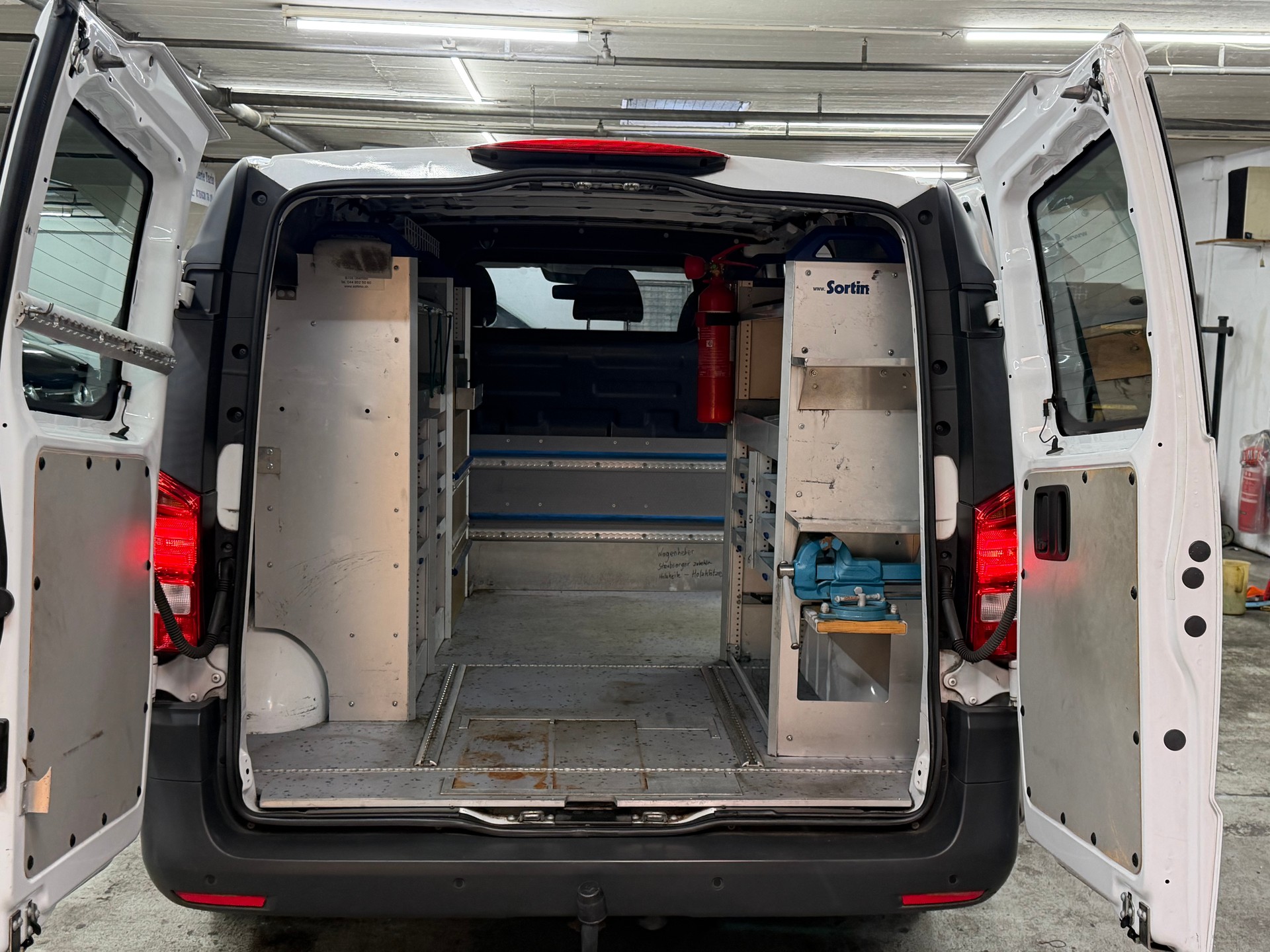 MERCEDES-BENZ Vito 114 BlueTEC L 7G-Tronic Euro 6-image-14