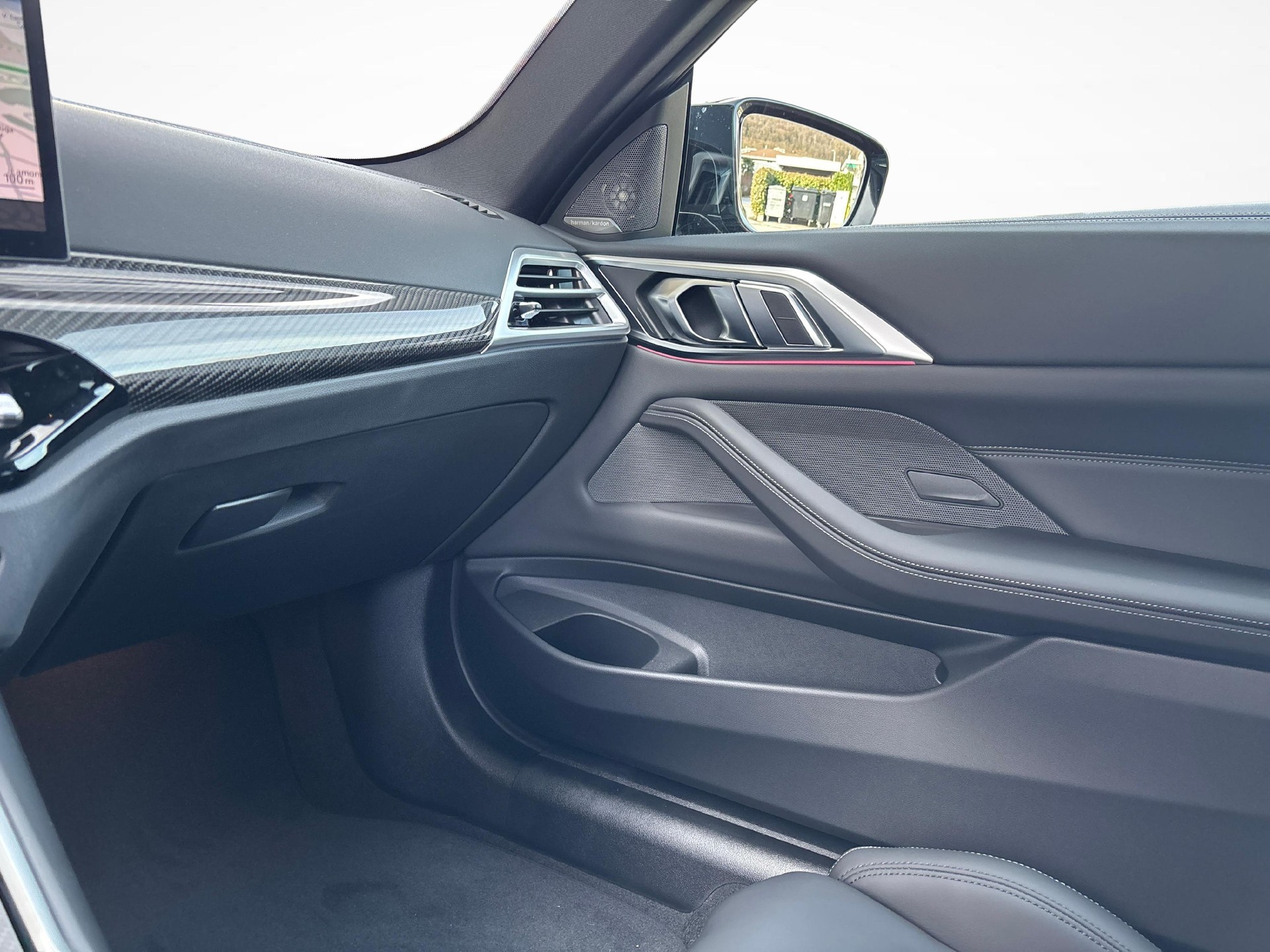 BMW M4 Competition xDrive Coupé-image-18