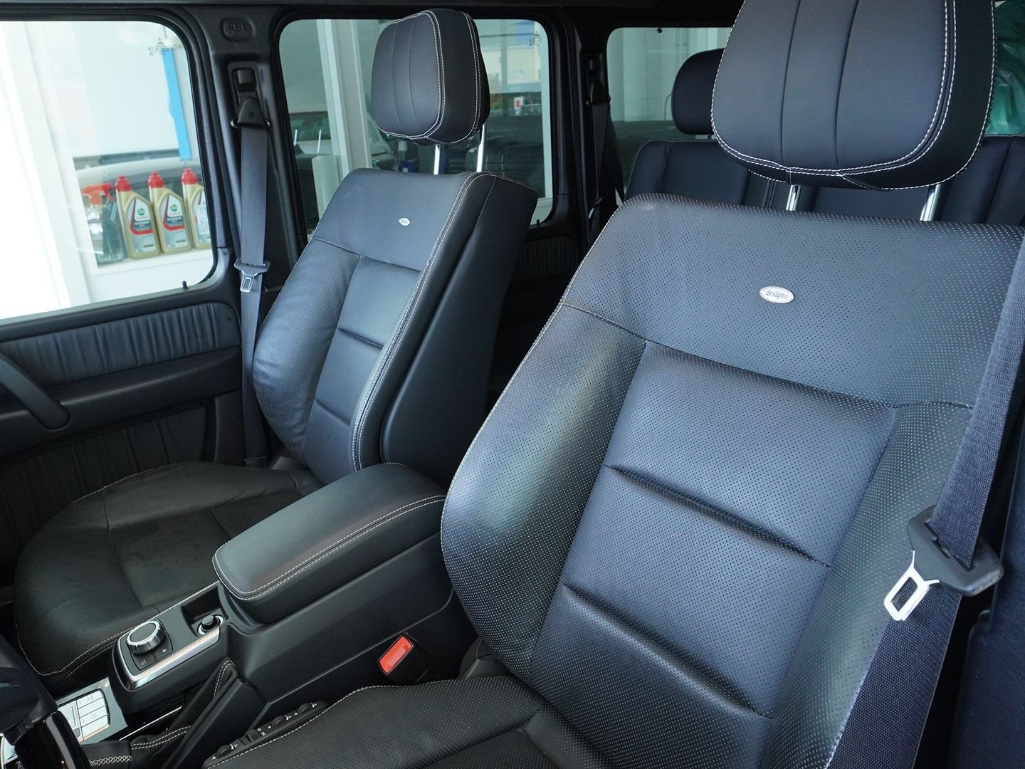 MERCEDES-BENZ G 63 AMG Automatic-image-3
