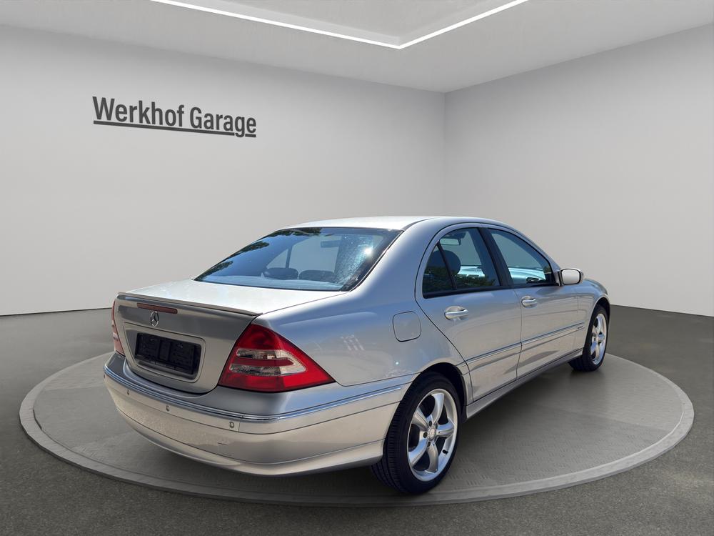 MERCEDES-BENZ C 240-image-5