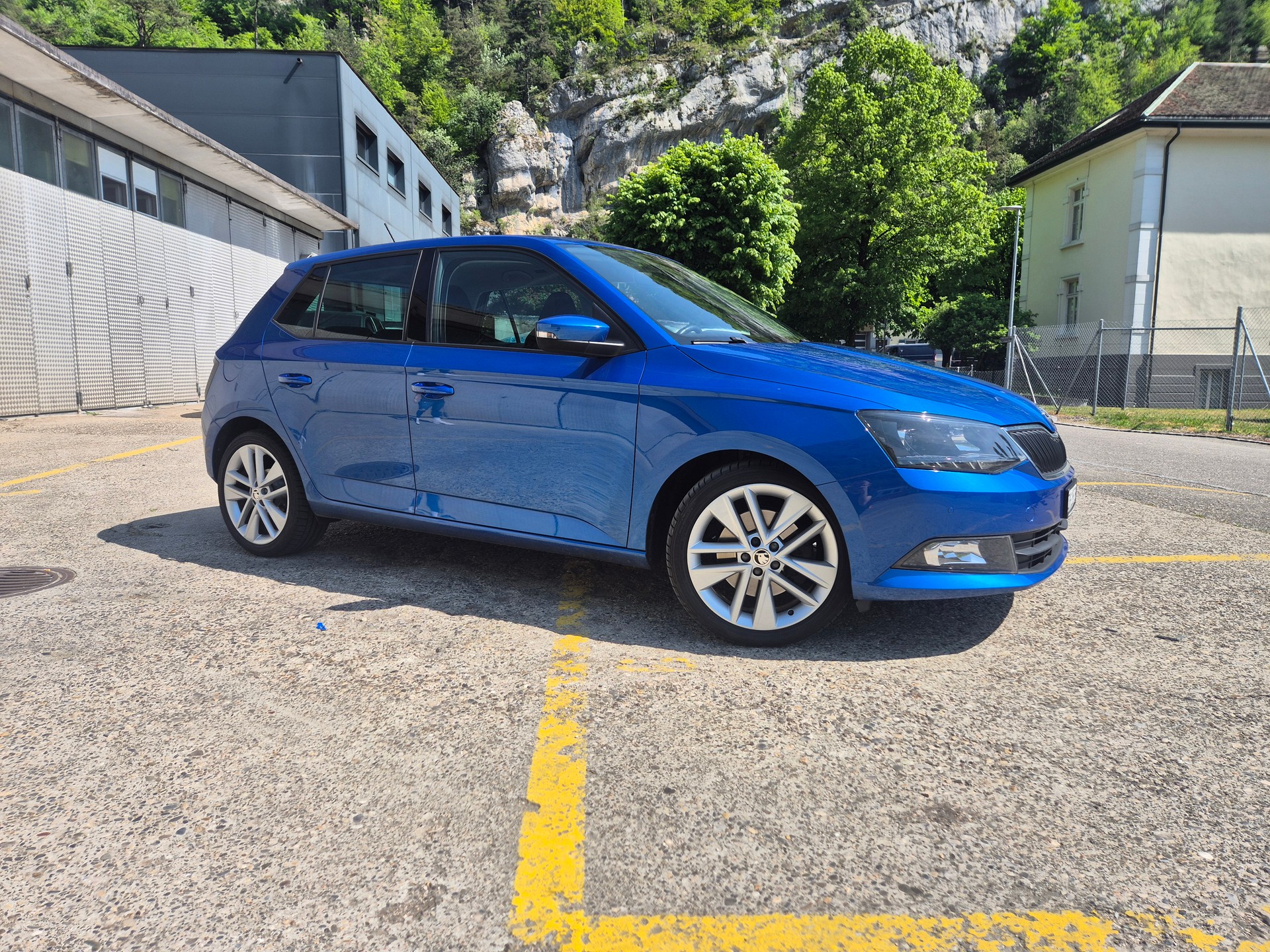 SKODA Fabia 1.2 TSI Style-image-2