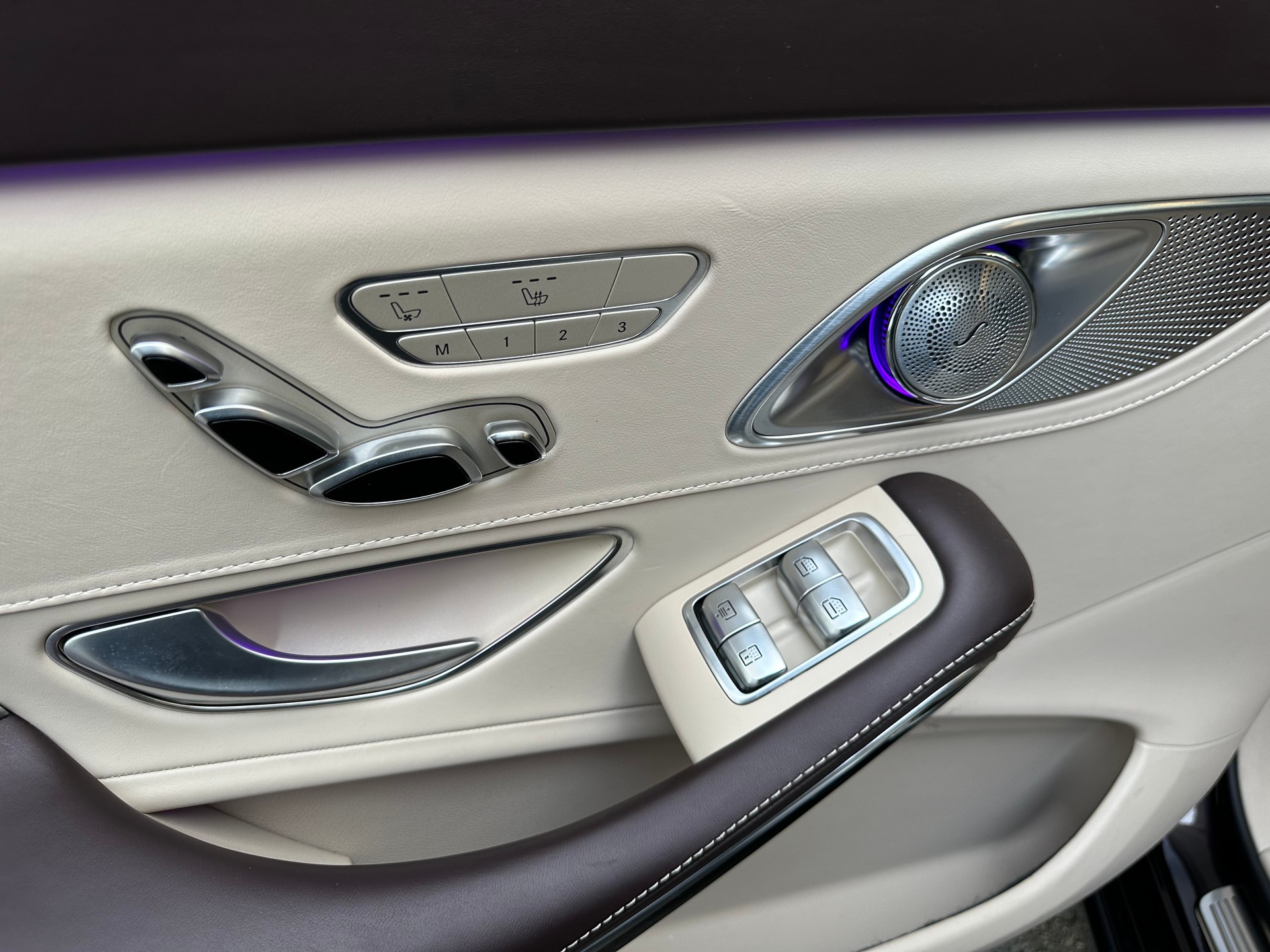 MERCEDES-BENZ S 650 Maybach 9G-Tronic-image-15