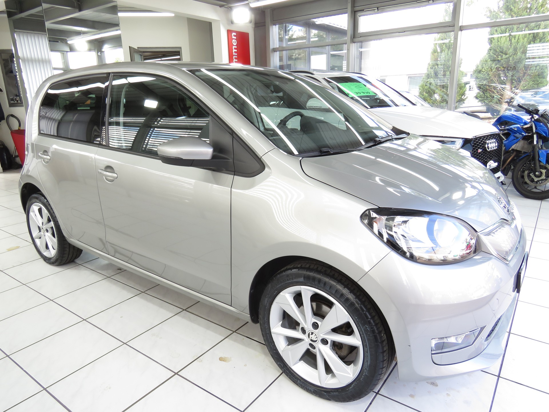 SKODA Citigo e Style-image-2