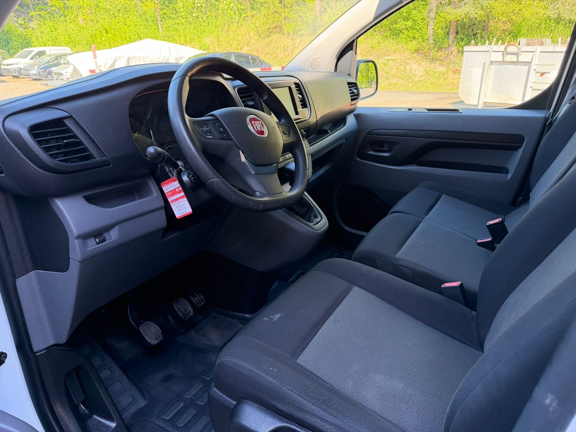 FIAT Scudo 2.0 MJ L3 Business Swiss Worker-image-8
