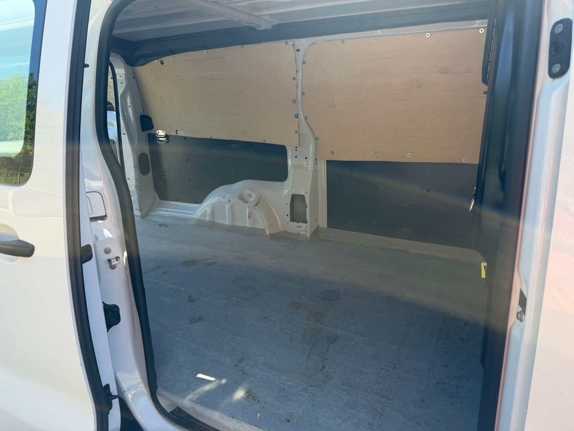 FIAT Scudo 2.0 MJ L3 Business Swiss Worker-image-6