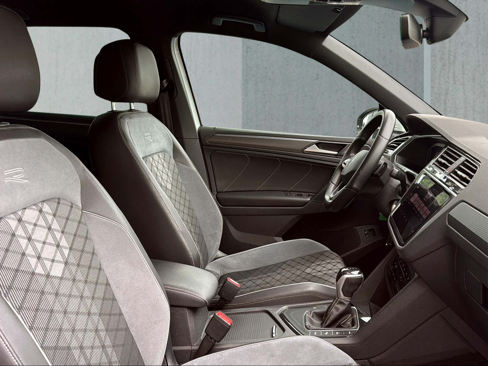 VW Tiguan 1.4TSI PHEV R-Line DSG-image-5