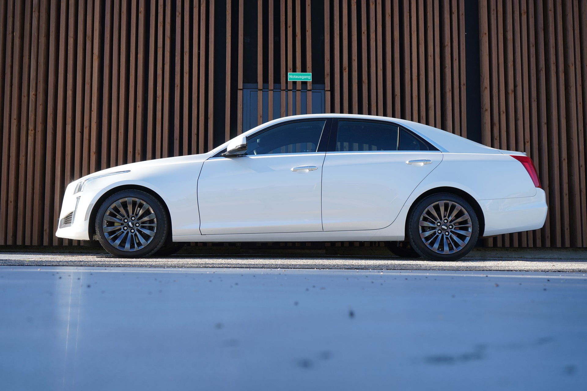 CADILLAC CTS Sedan 2.0 Turbo Premium AWD Automatic-showroom-element-3