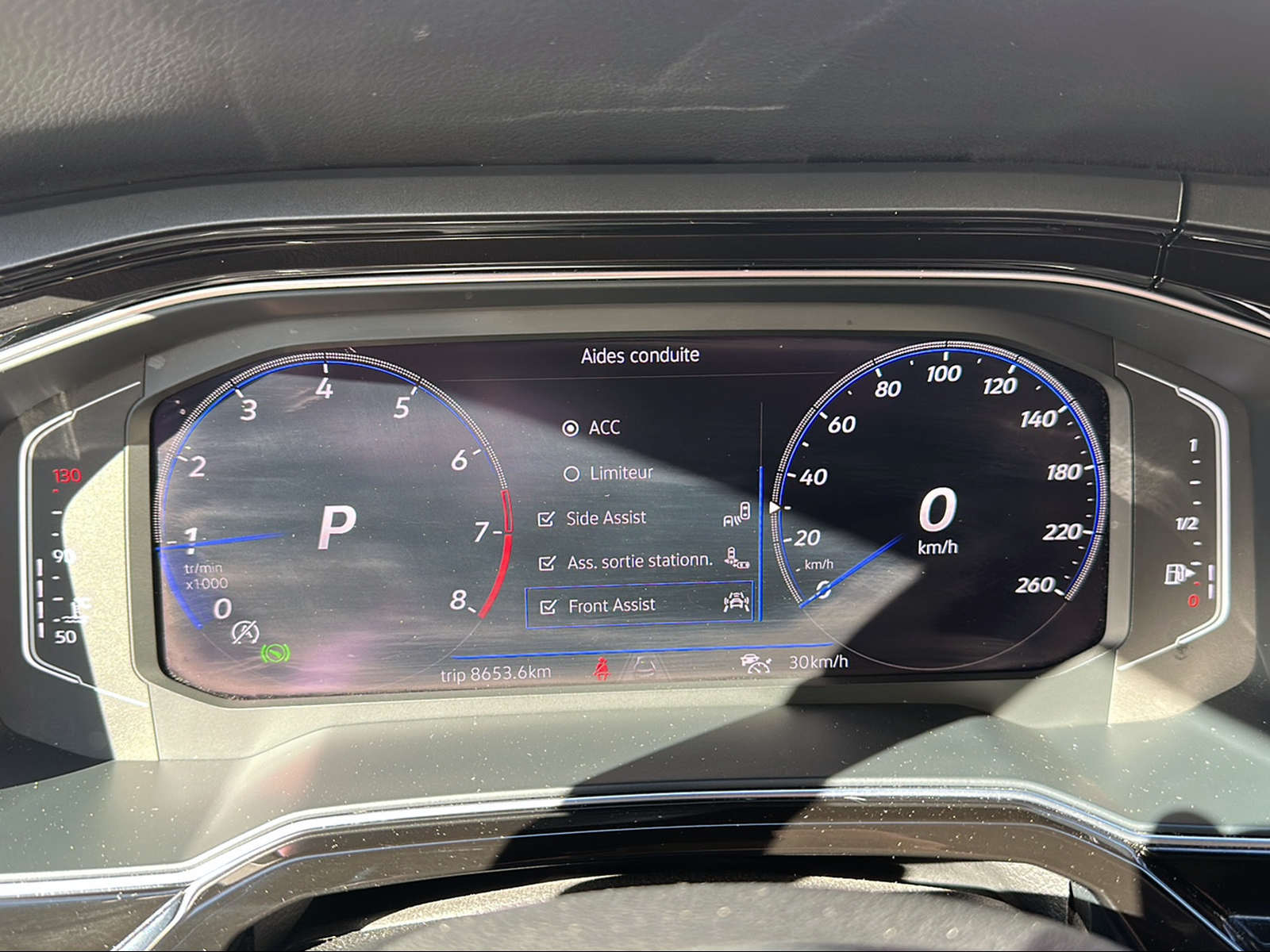 VW Taigo 1.0 TSI R-Line DSG-image-17