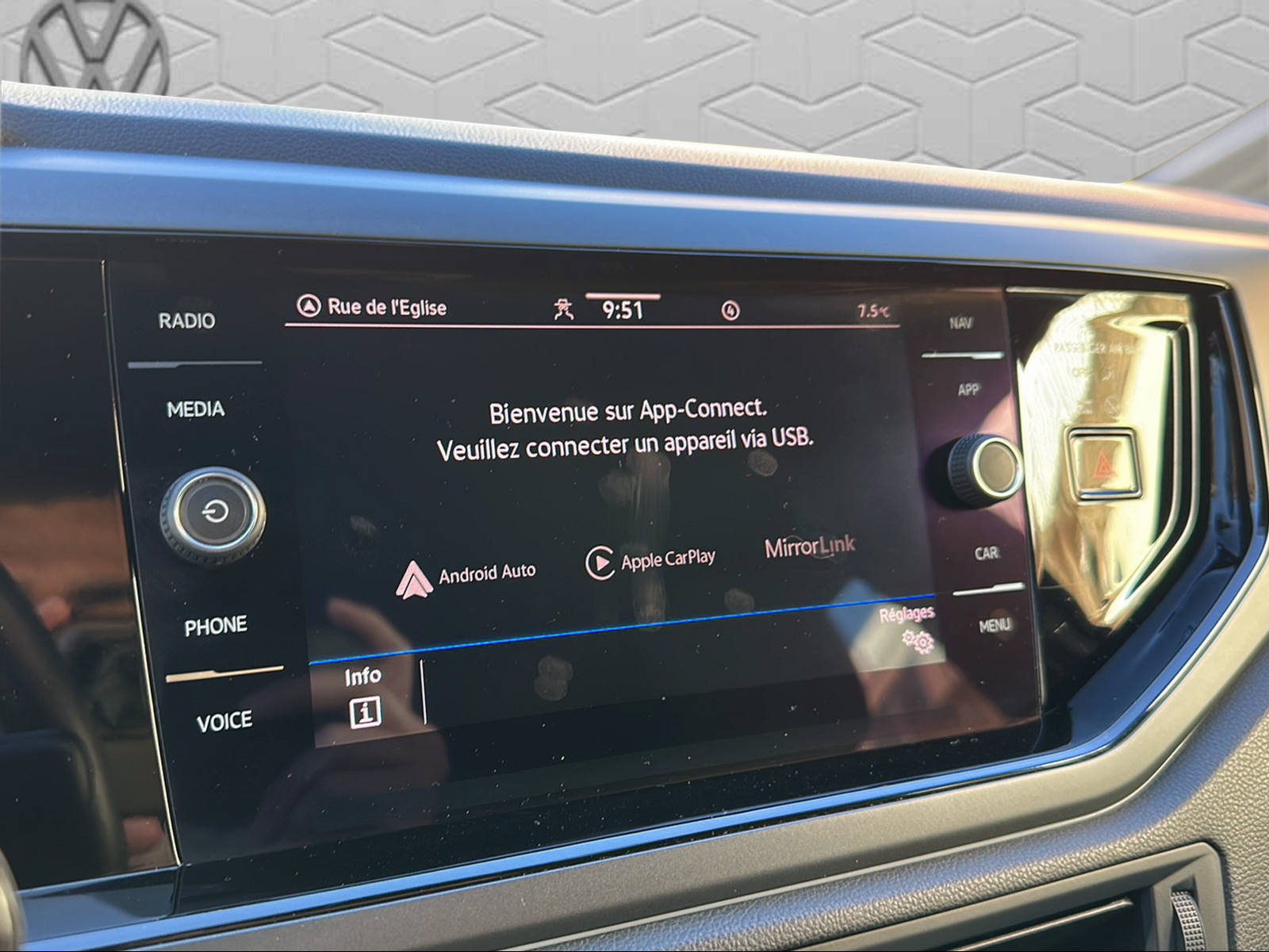 VW Taigo 1.0 TSI R-Line DSG-image-18