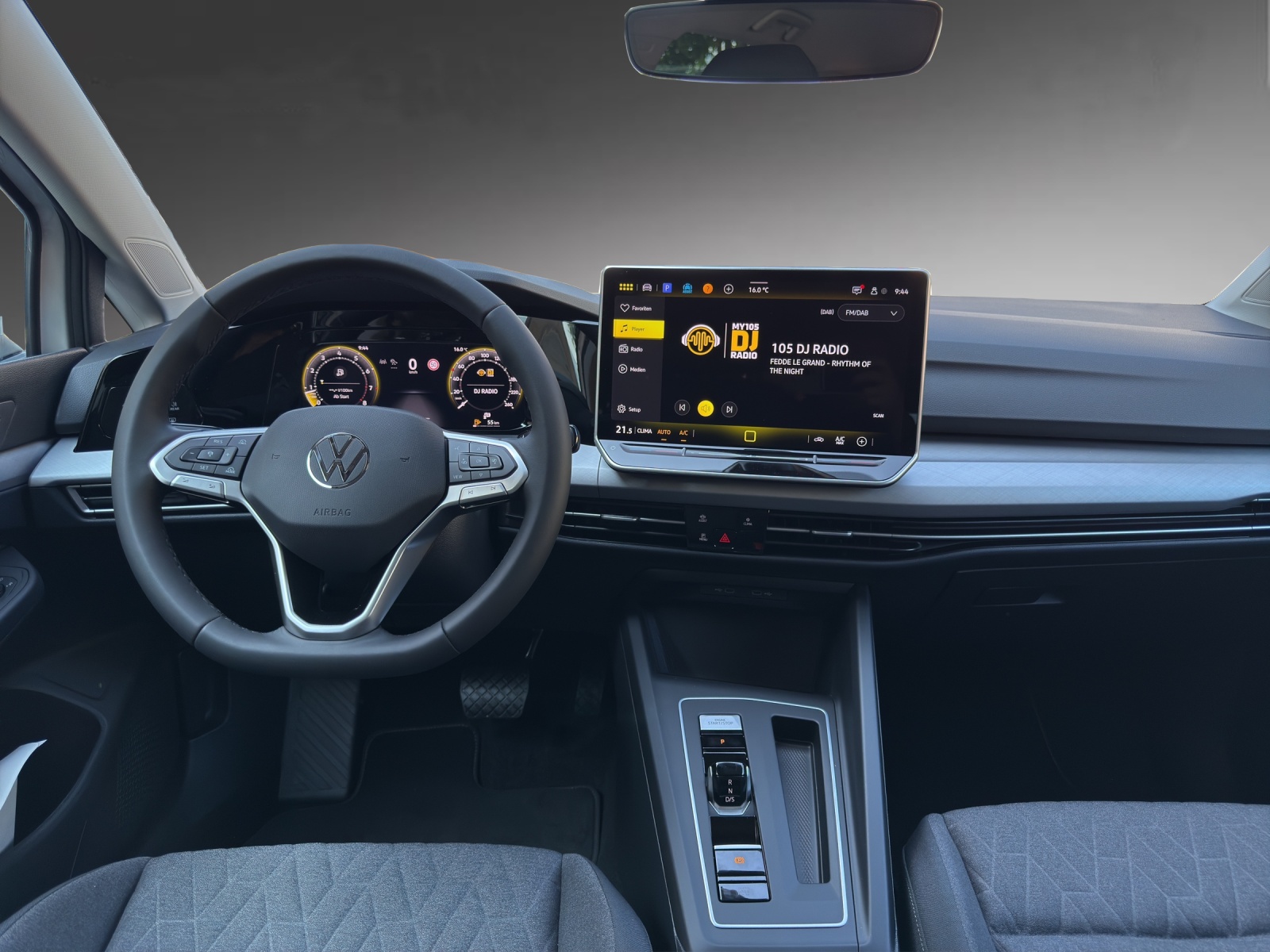 VW Golf 1.5 e TSI mHEV United DSG-image-7