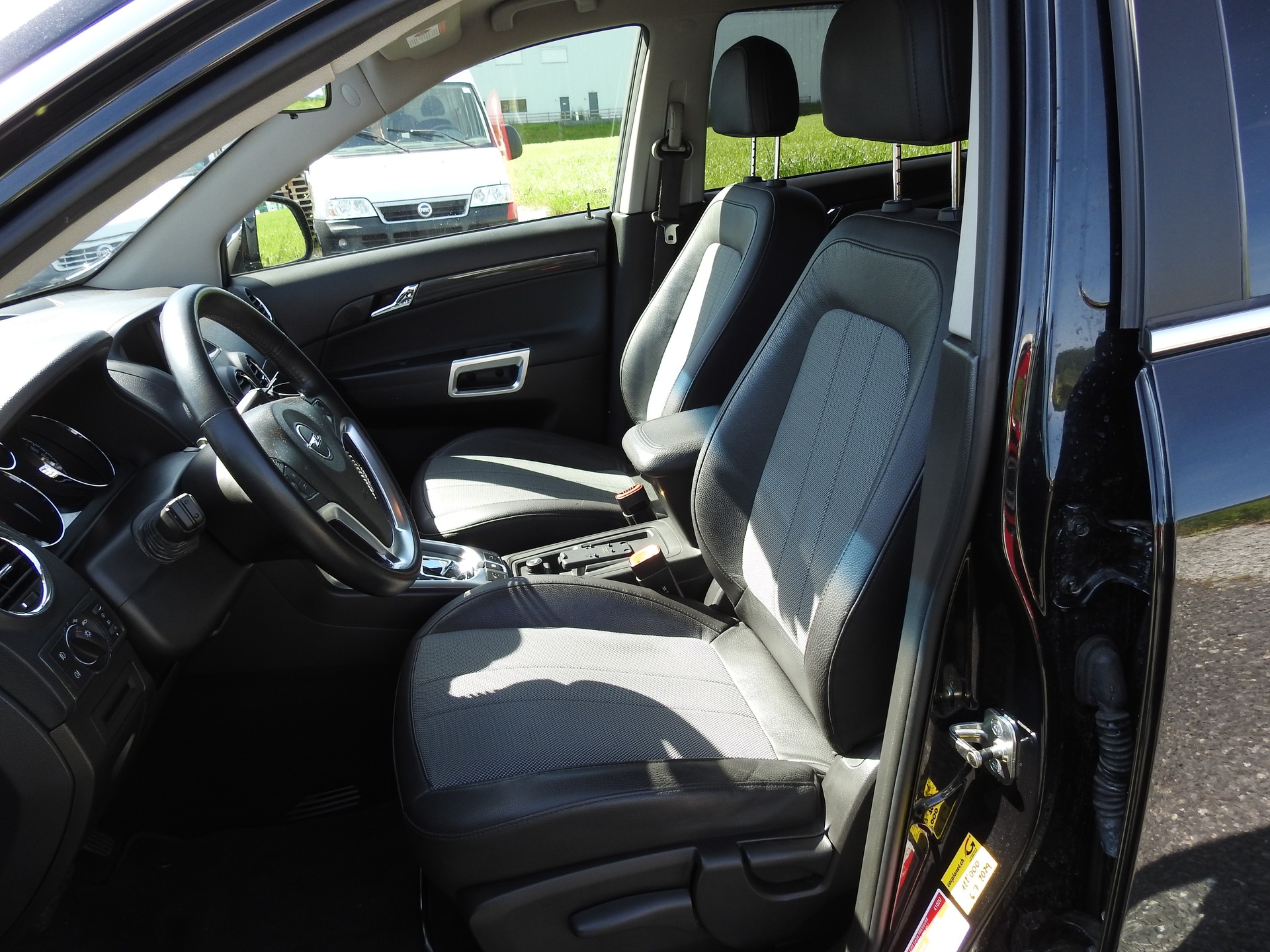 OPEL Antara 2.4 Cosmo 4WD Automatic-image-12