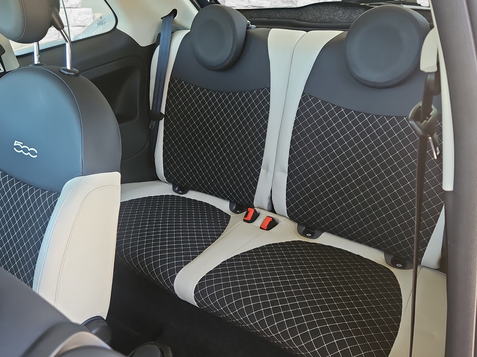 FIAT 500 1.0 Hybrid Dolcevita-image-7