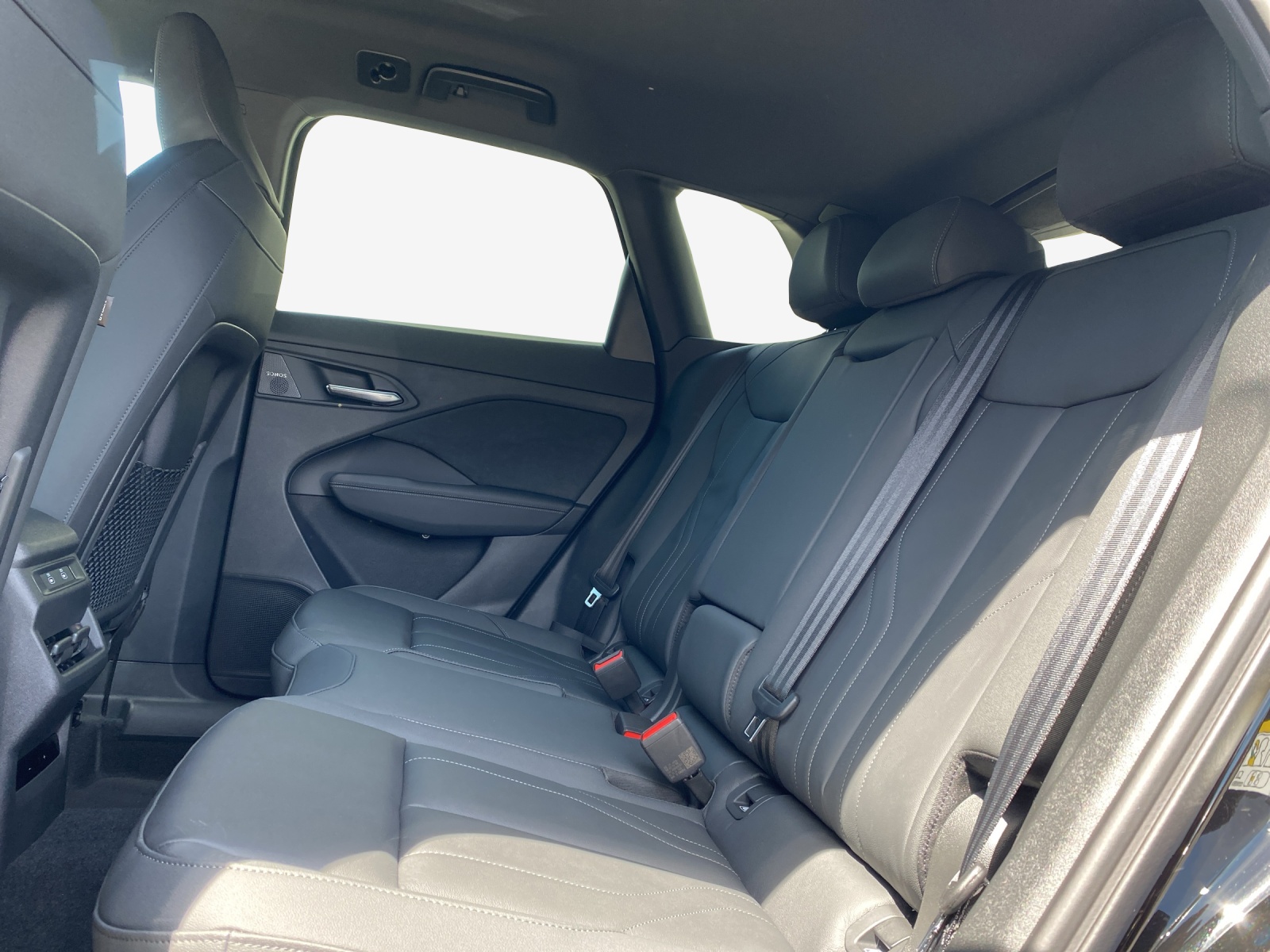 AUDI Q3 SUV e-hybrid 200 kW S tronig-image-11