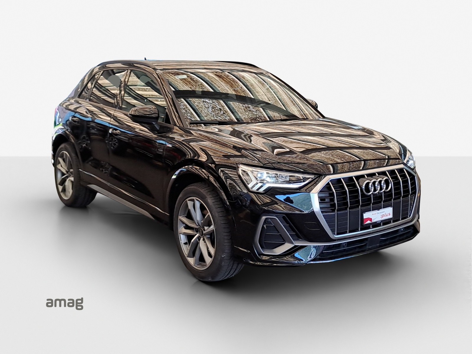 AUDI Q3 35 TFSI S line Attraction S-tronic-image-5