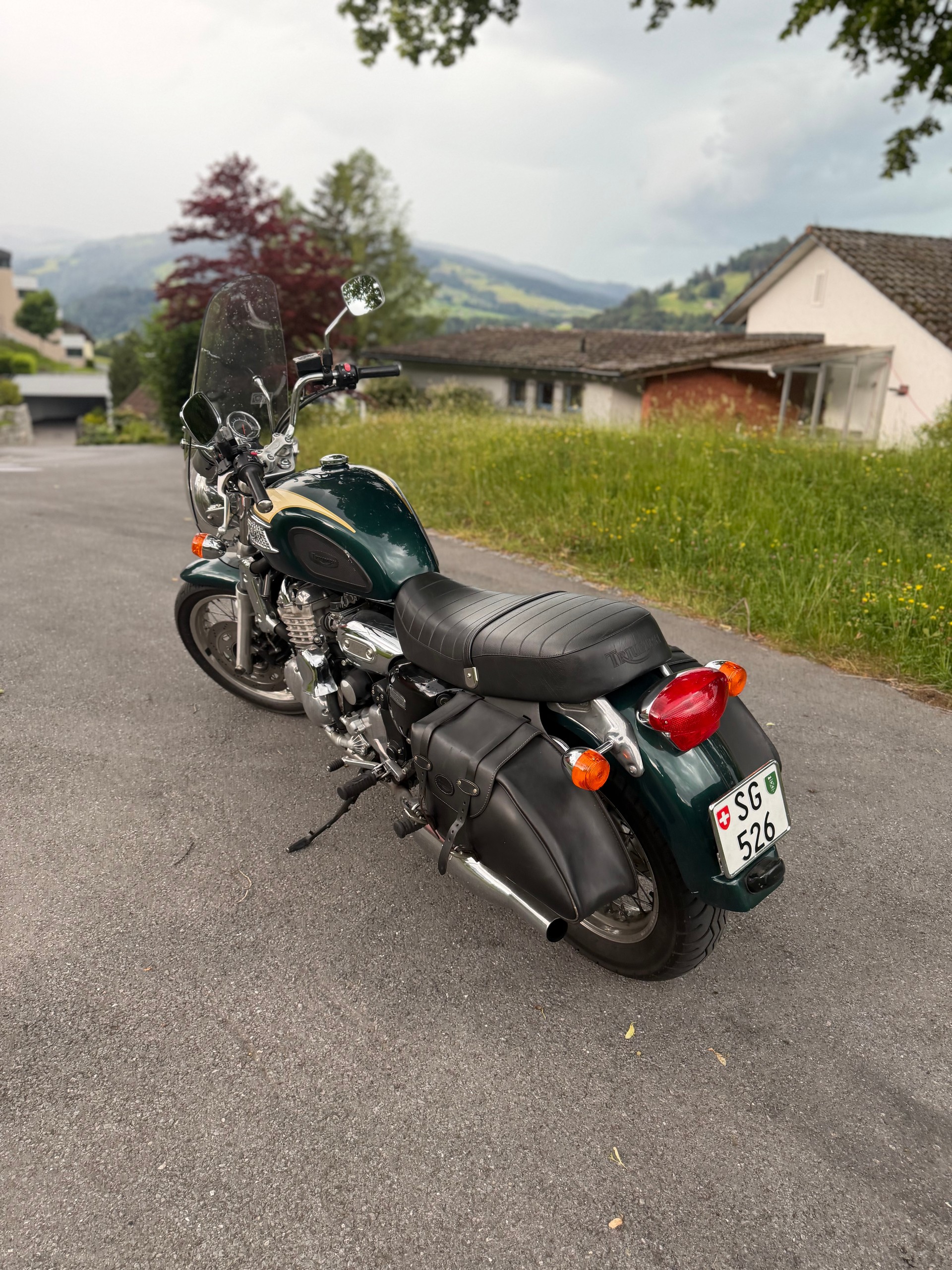TRIUMPH Thunderbird 900-image-3