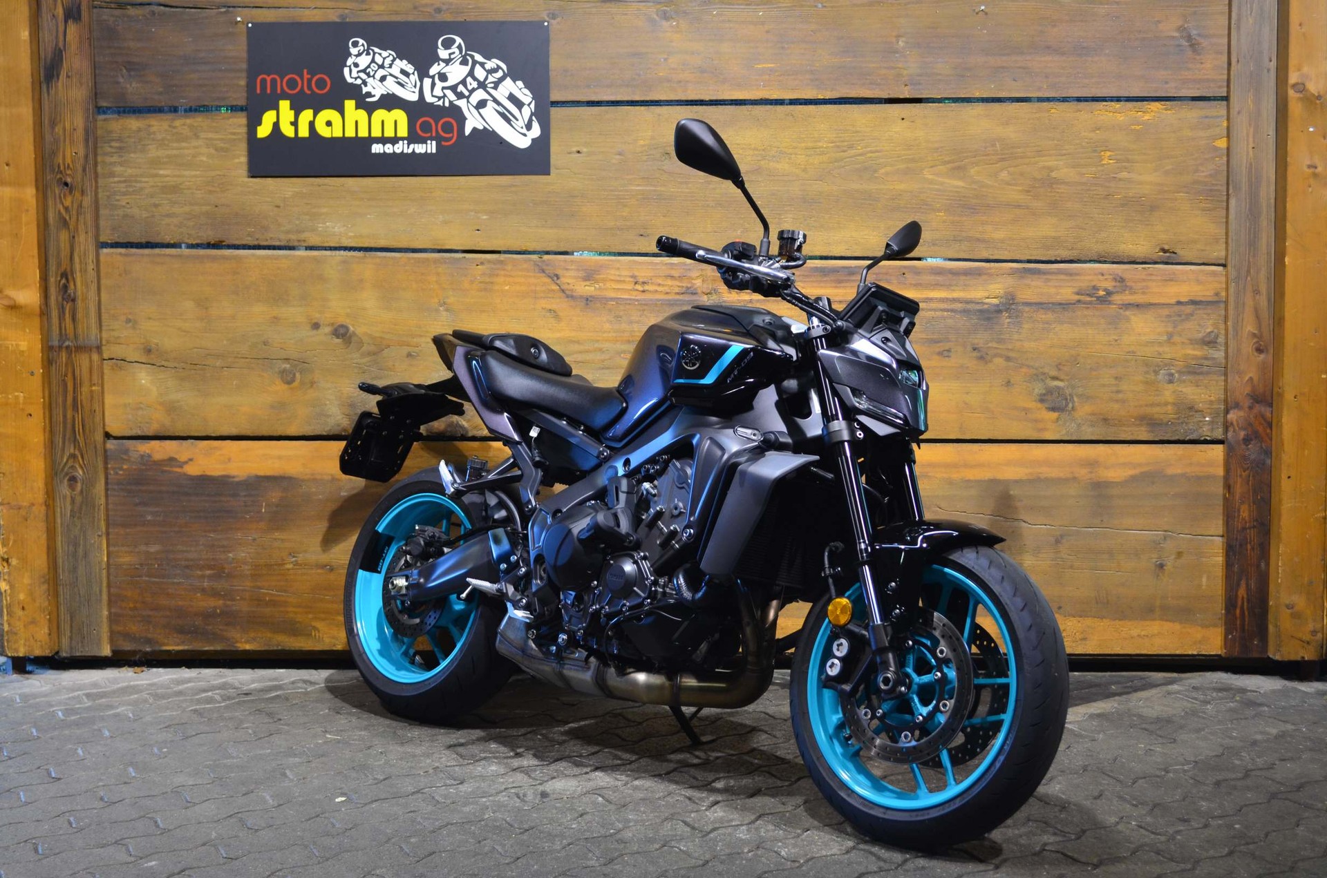 YAMAHA MT-09 35kW Y-AMT