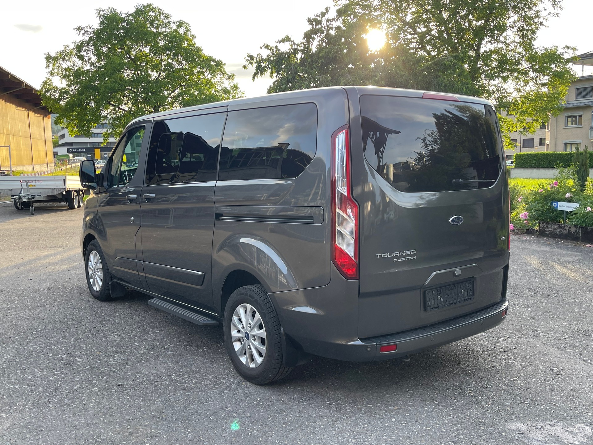 FORD Tourneo Custom 320 L1H1 Titanium PHEV-image-5