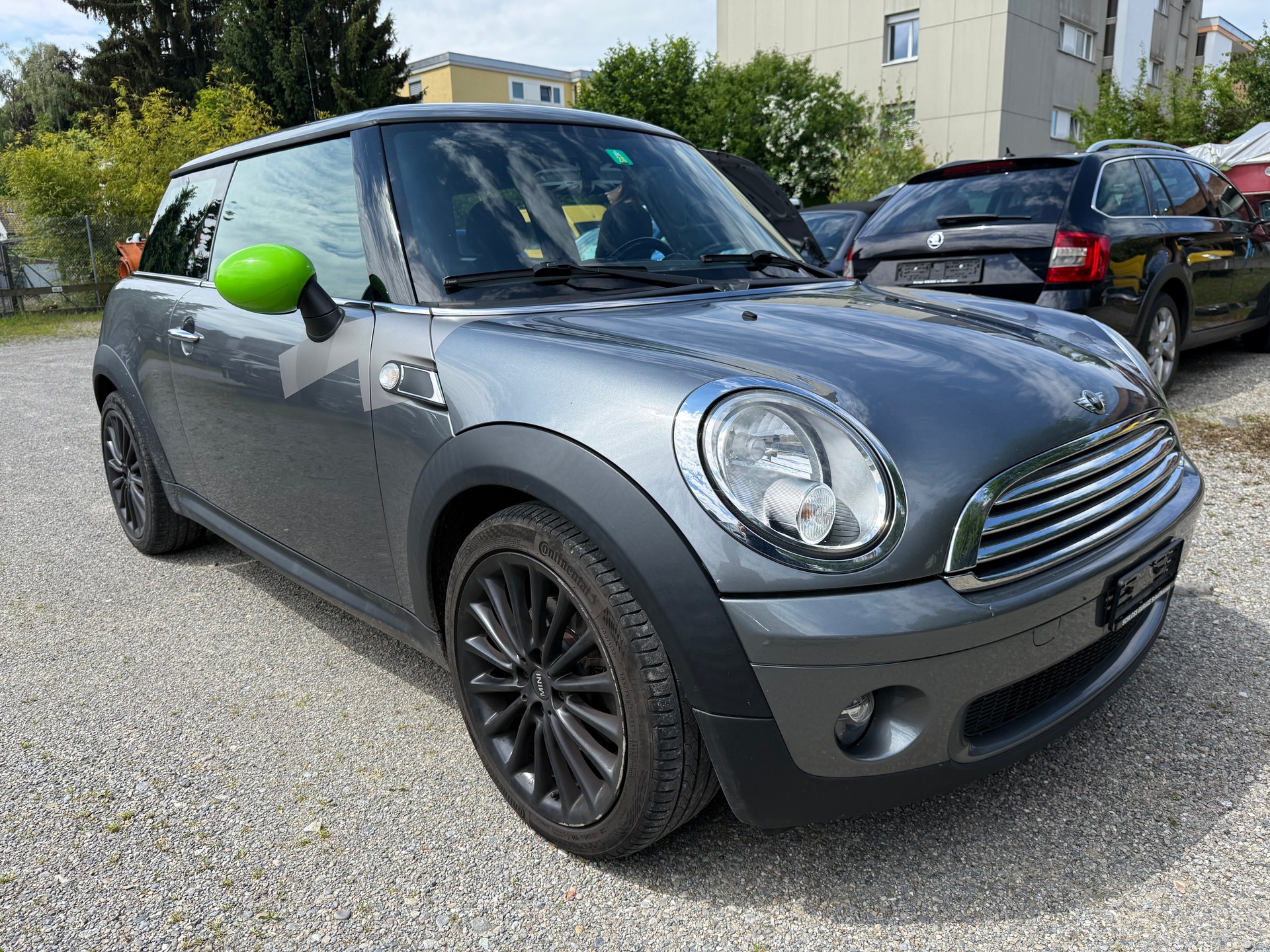 MINI One-image-2