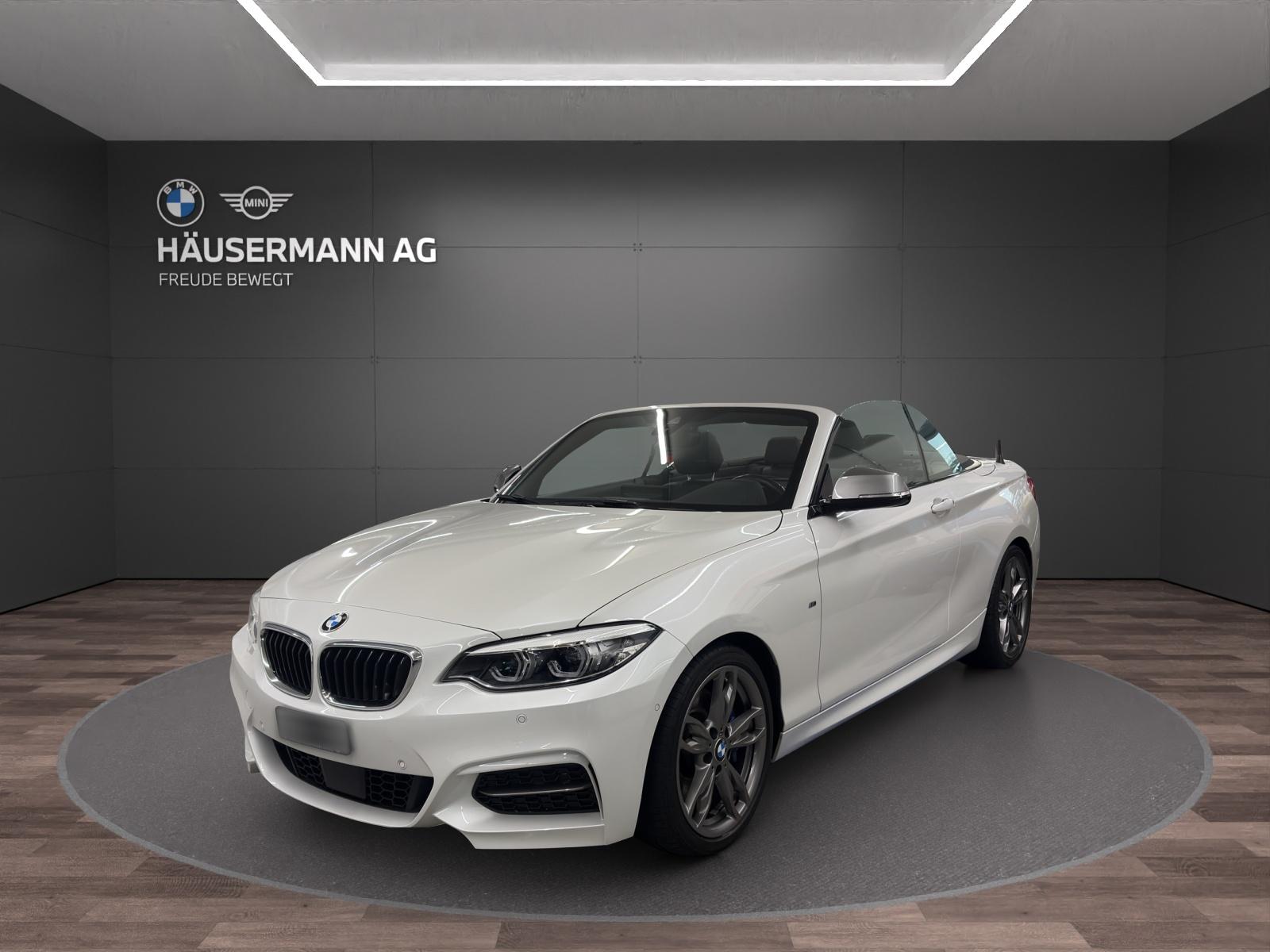 BMW M240i xDrive Cabrio-image-0
