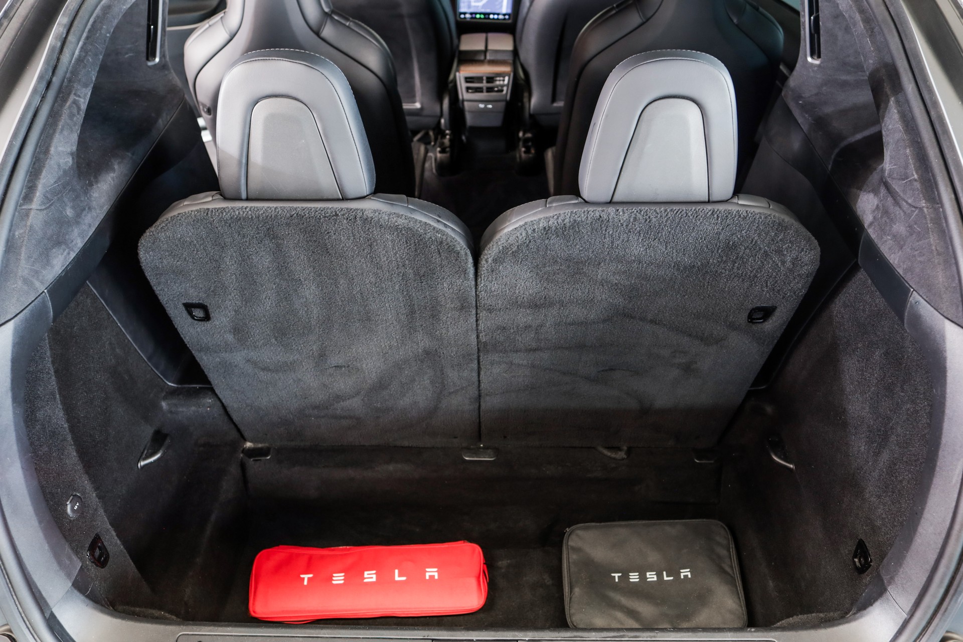 TESLA Model X Maximale-Reichweite-image-13