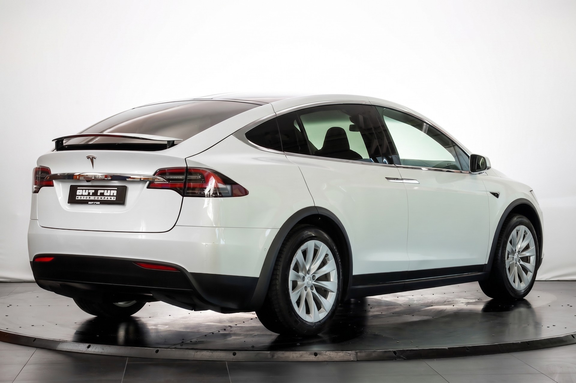 TESLA Model X Maximale-Reichweite-image-5