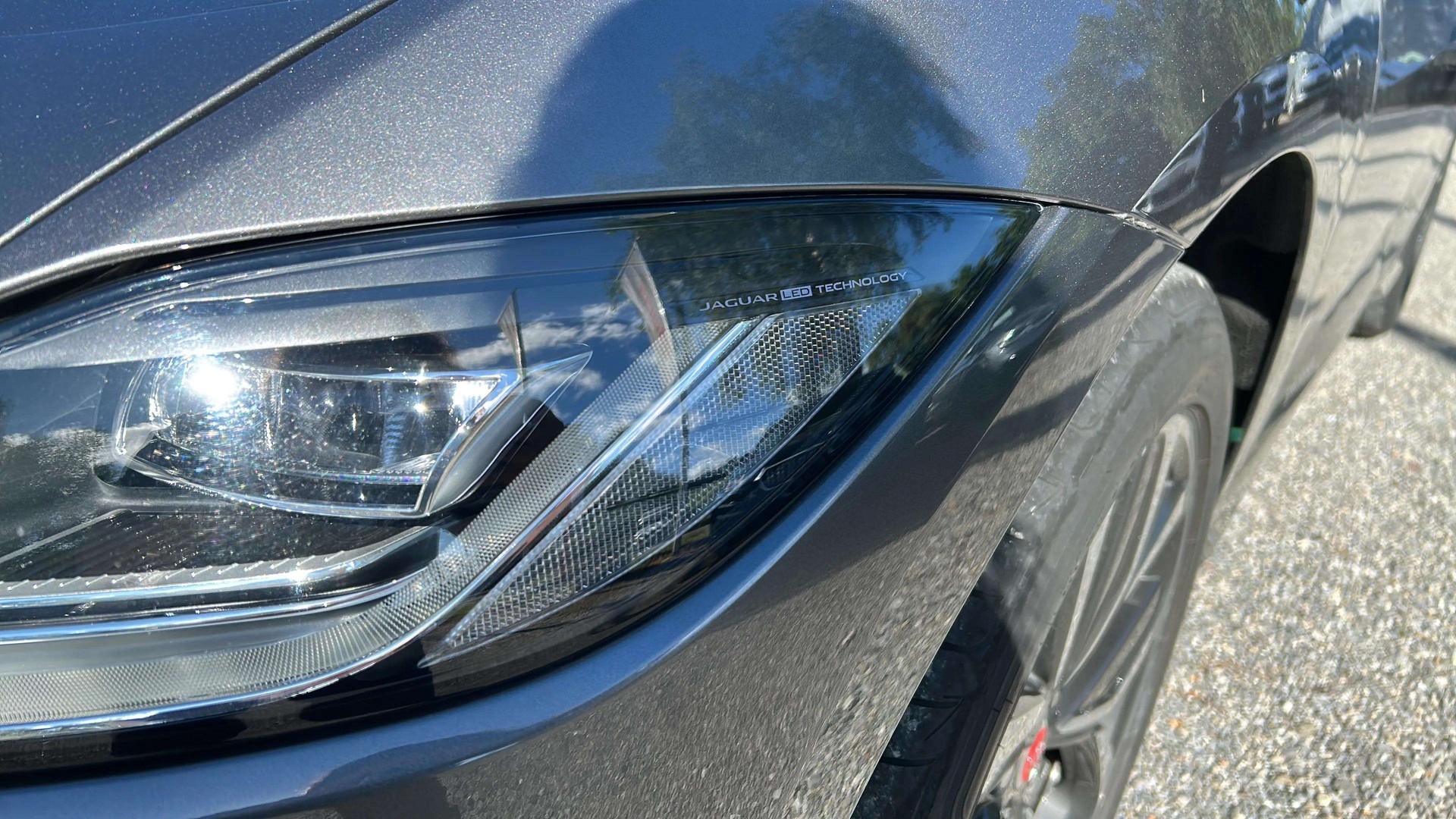 JAGUAR I-Pace EV400 HSE AWD mit Panoramadach-image-25