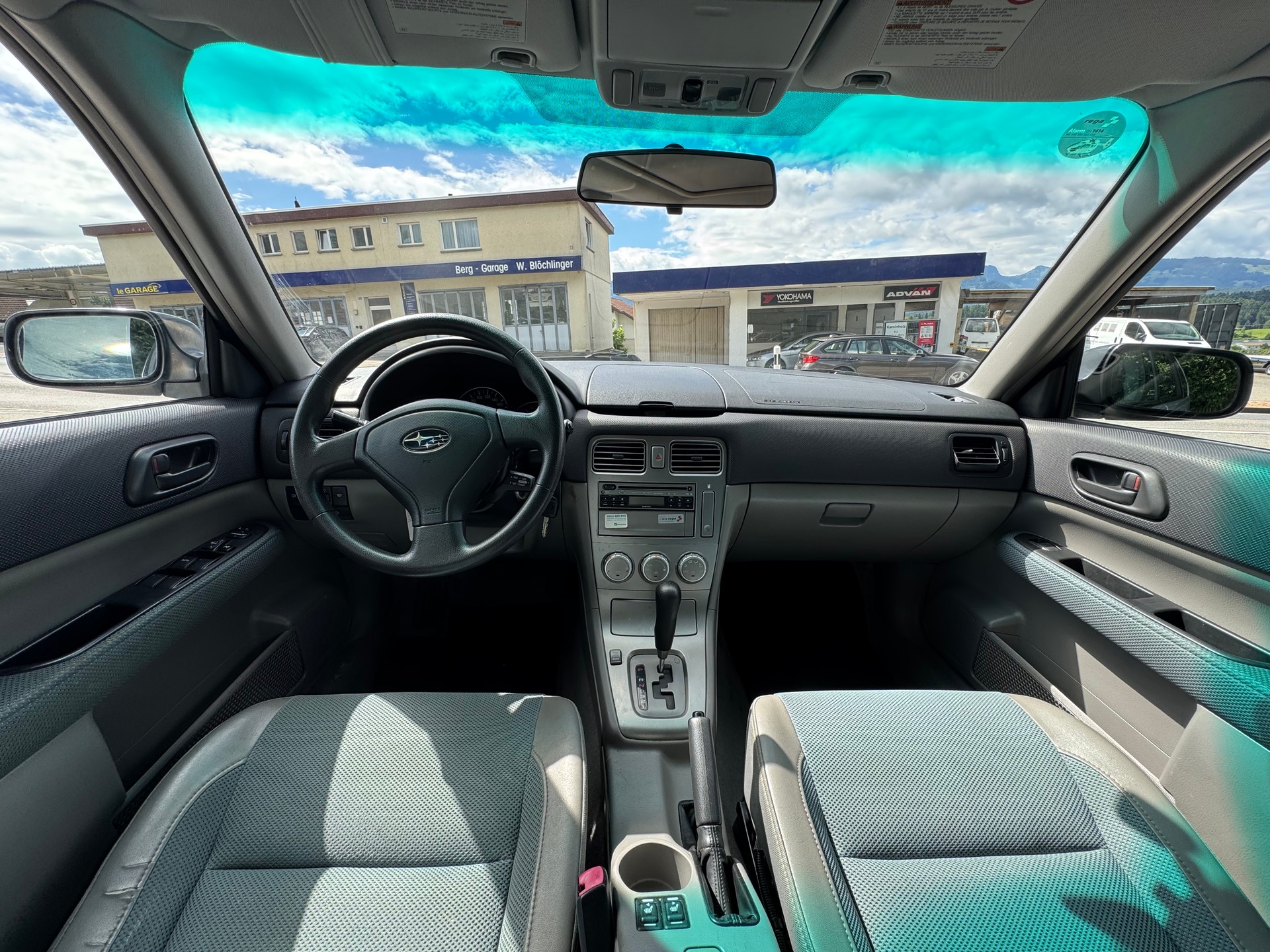 SUBARU Forester 2.0X Comfort Automatic-image-8