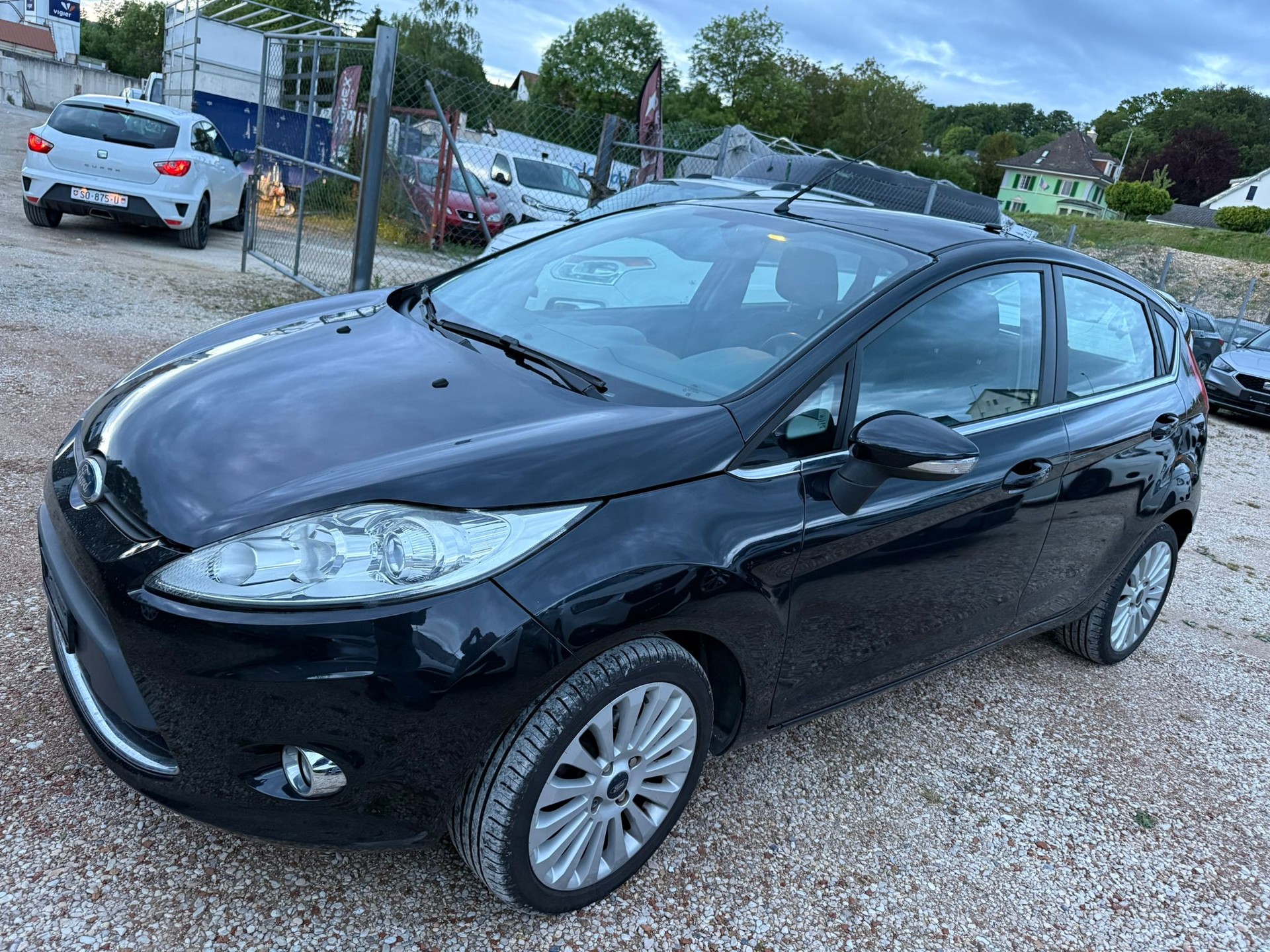 FORD Fiesta 1.4 16V Titanium-image-0