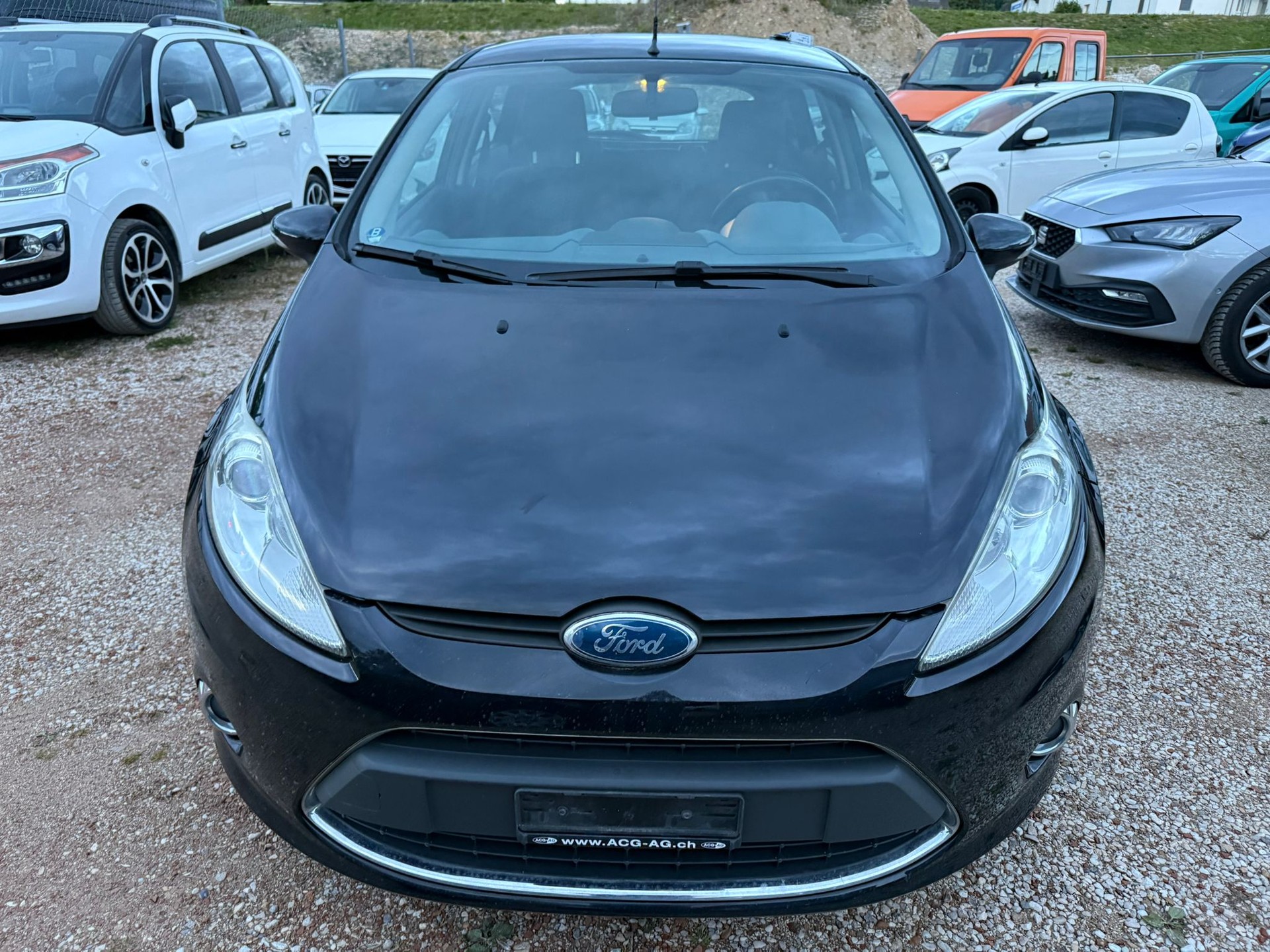 FORD Fiesta 1.4 16V Titanium-image-6