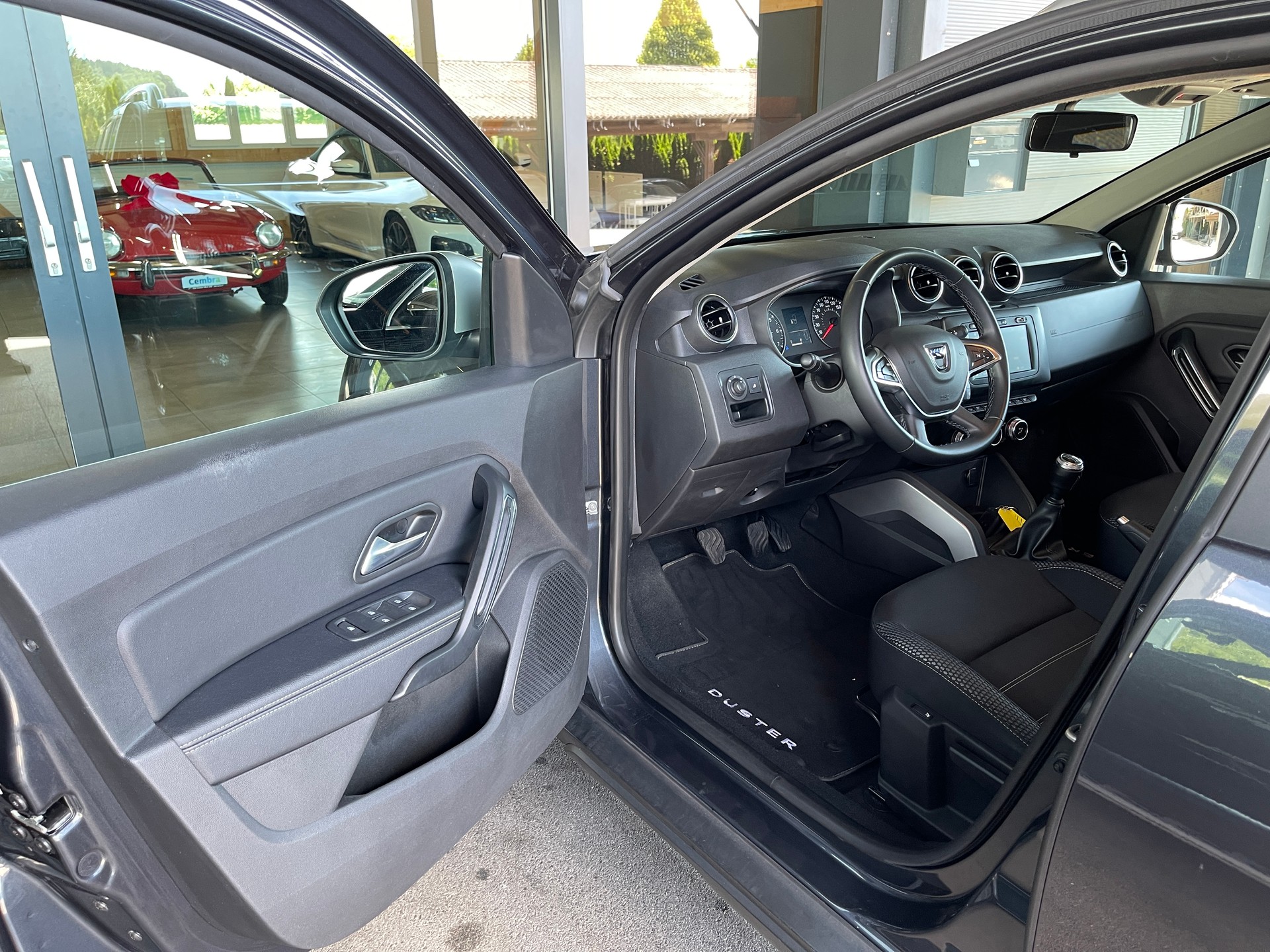 DACIA Duster dCi 115 Comfort 4x4-image-6