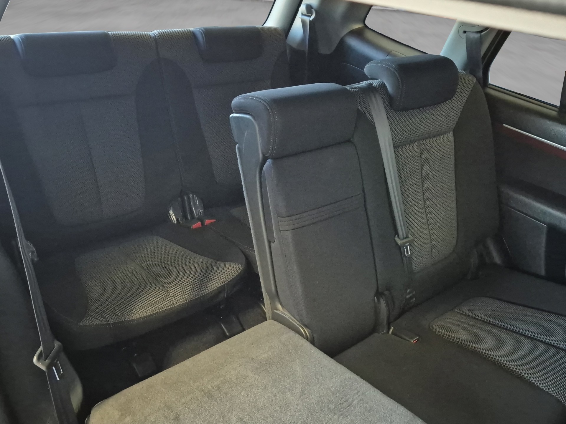 HYUNDAI Santa Fe 2.7 V6 Style 4WD, 7-PLÄTZER-image-25