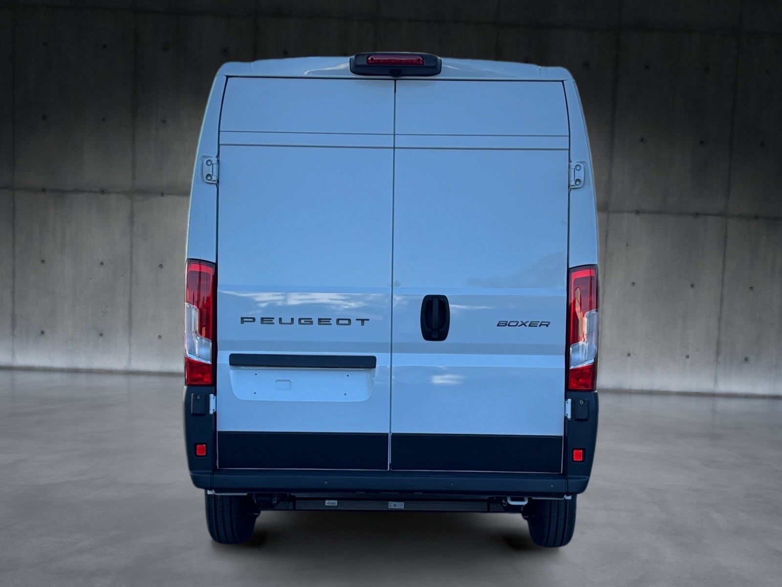 PEUGEOT Boxer 2.2 HDI 335 L2H2-image-4