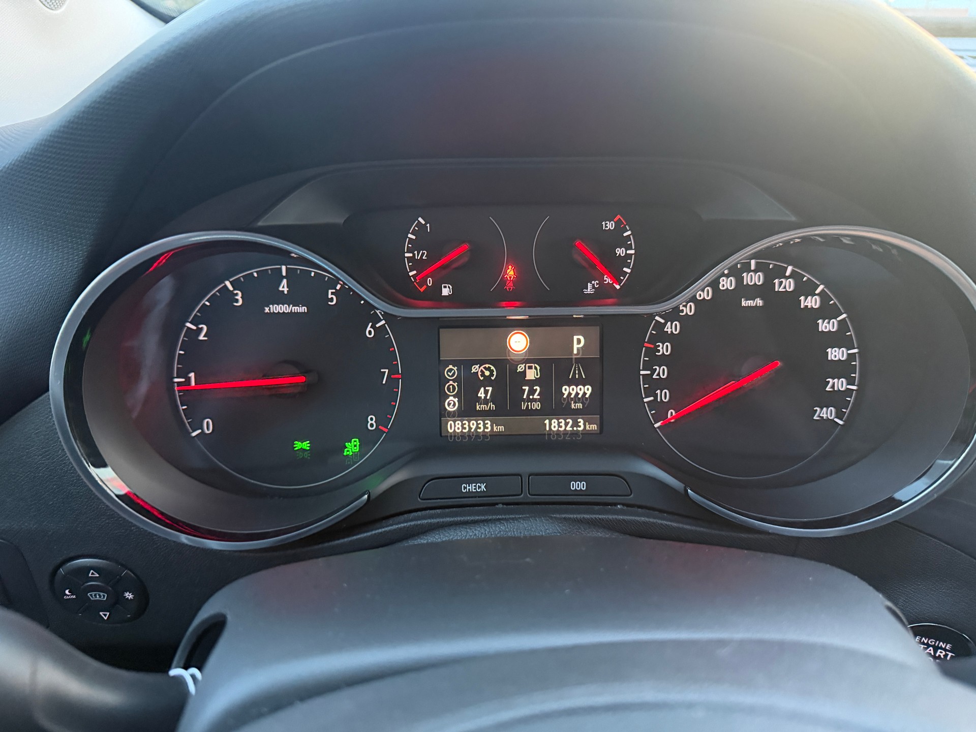 OPEL Crossland X 1.2i Ultimate Automatik-image-11