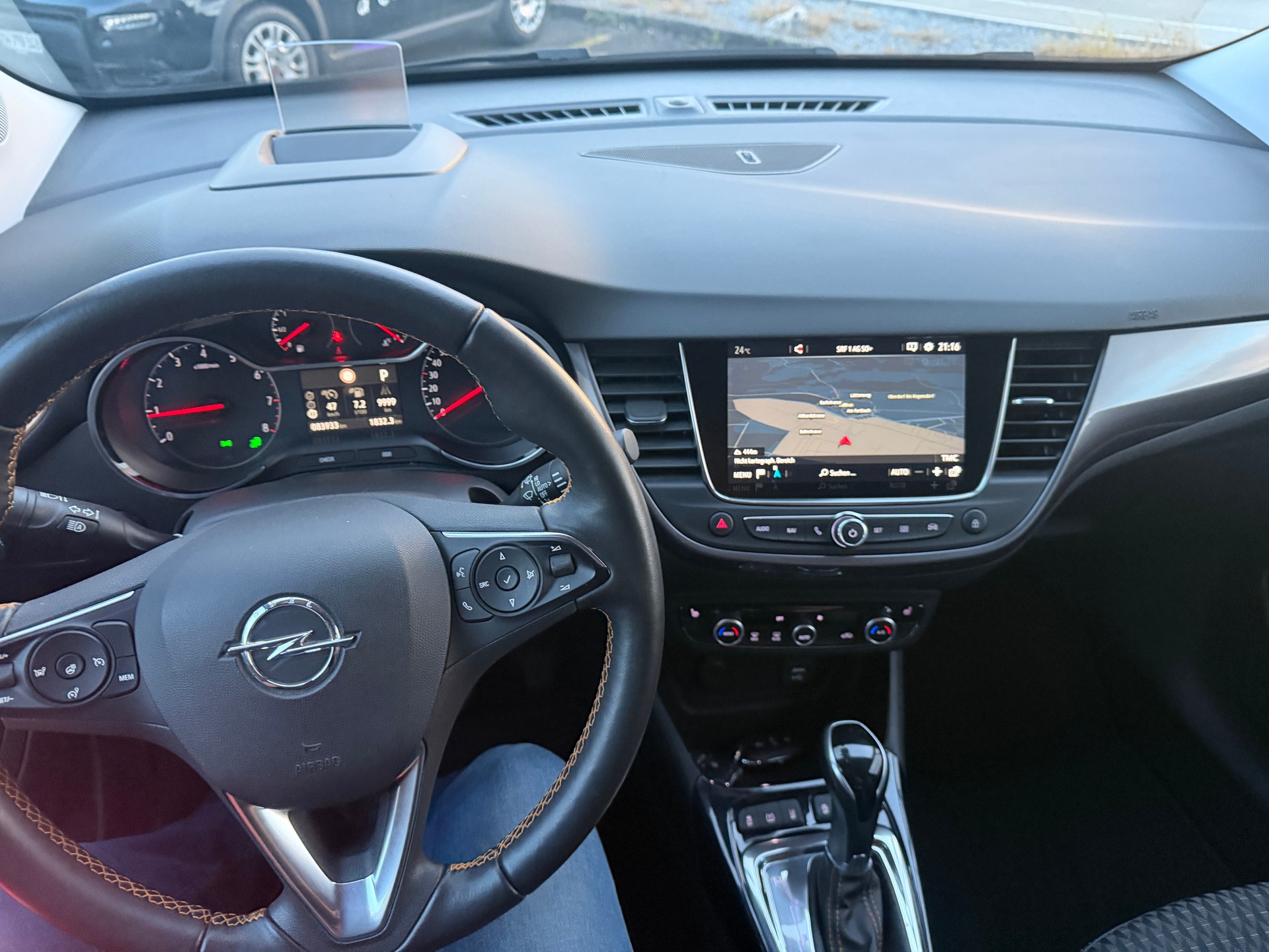 OPEL Crossland X 1.2i Ultimate Automatik-image-12
