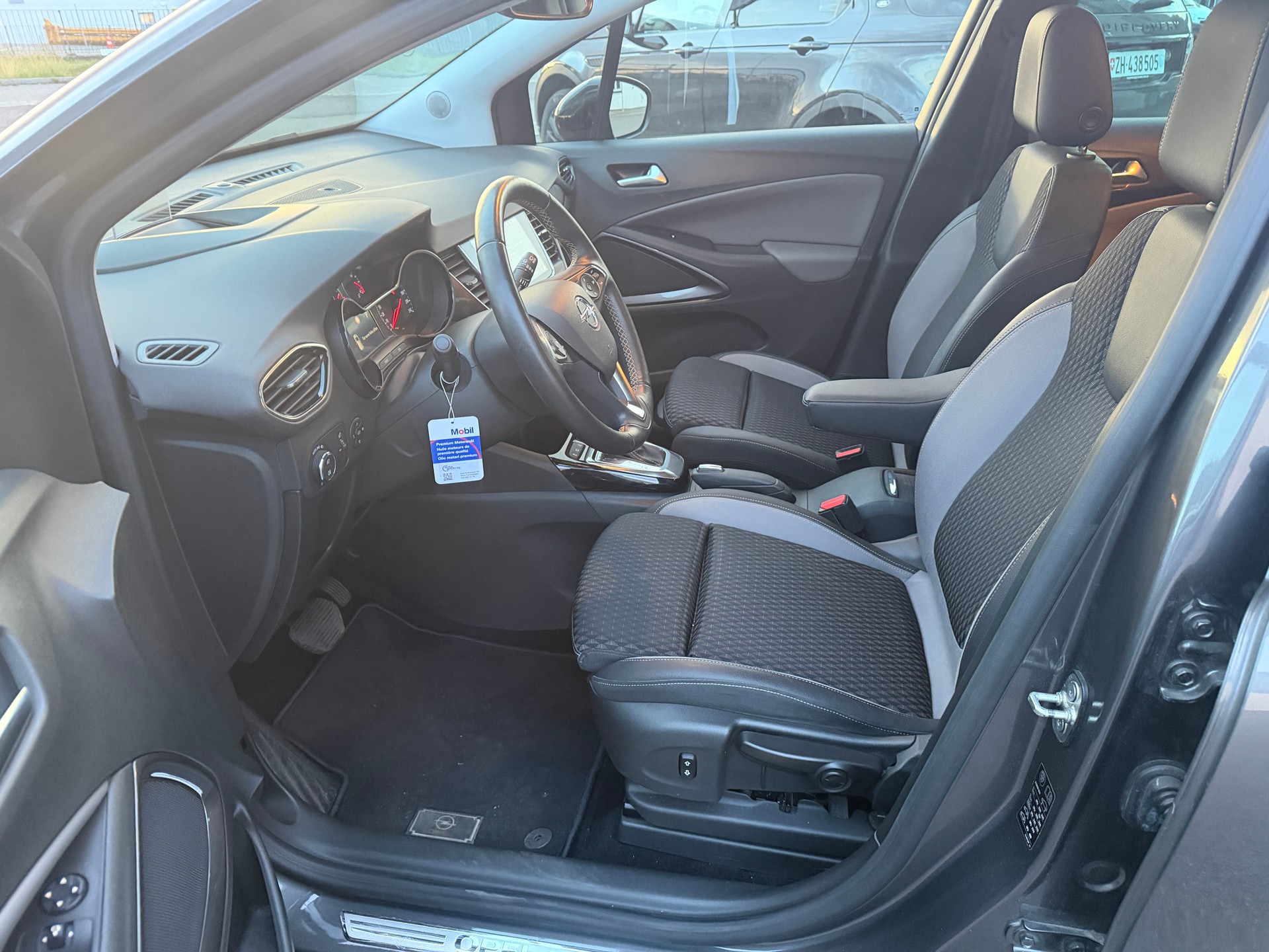 OPEL Crossland X 1.2i Ultimate Automatik-image-9