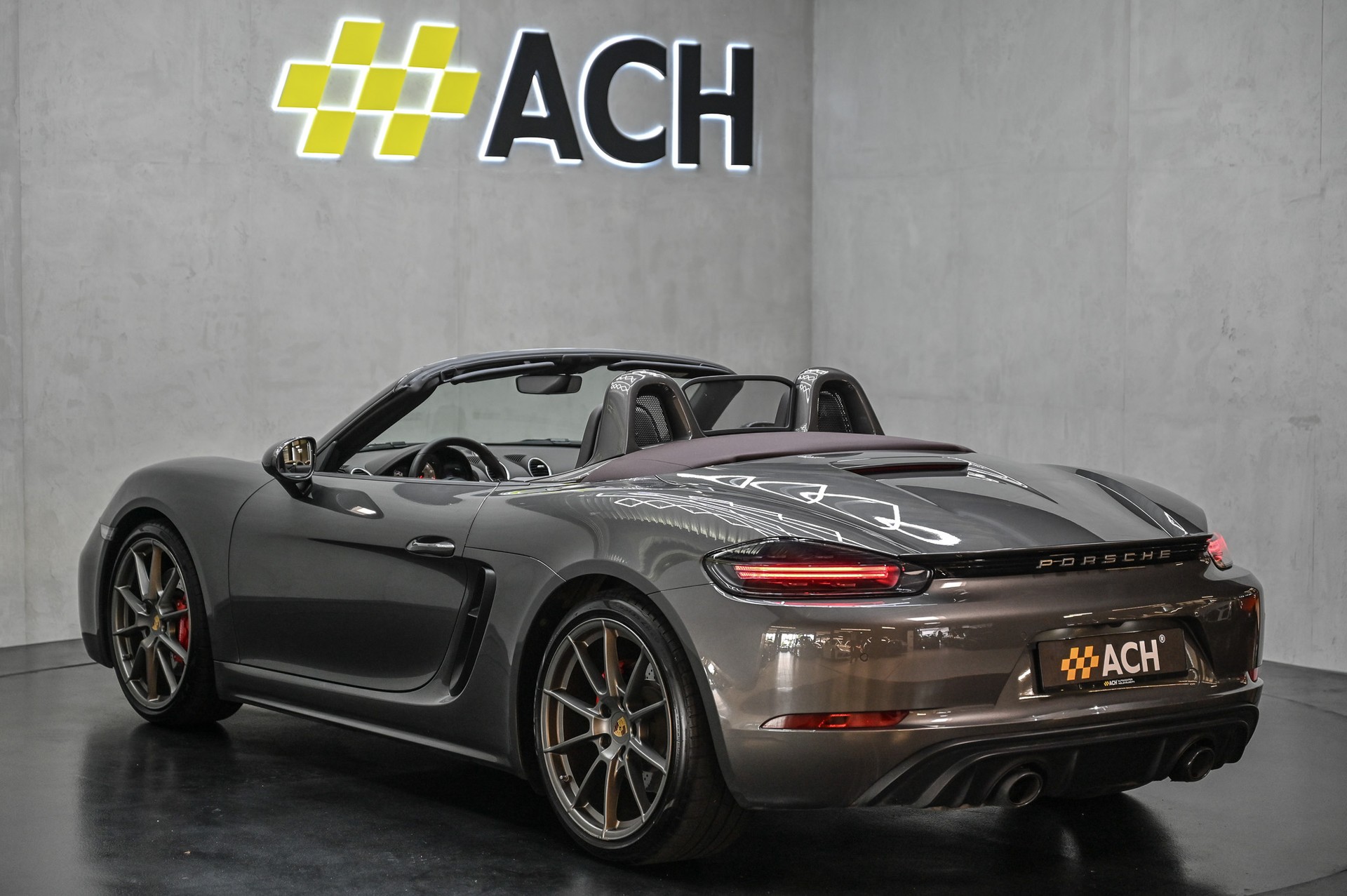 PORSCHE 718 Boxster 4.0 GTS PDK-image-9
