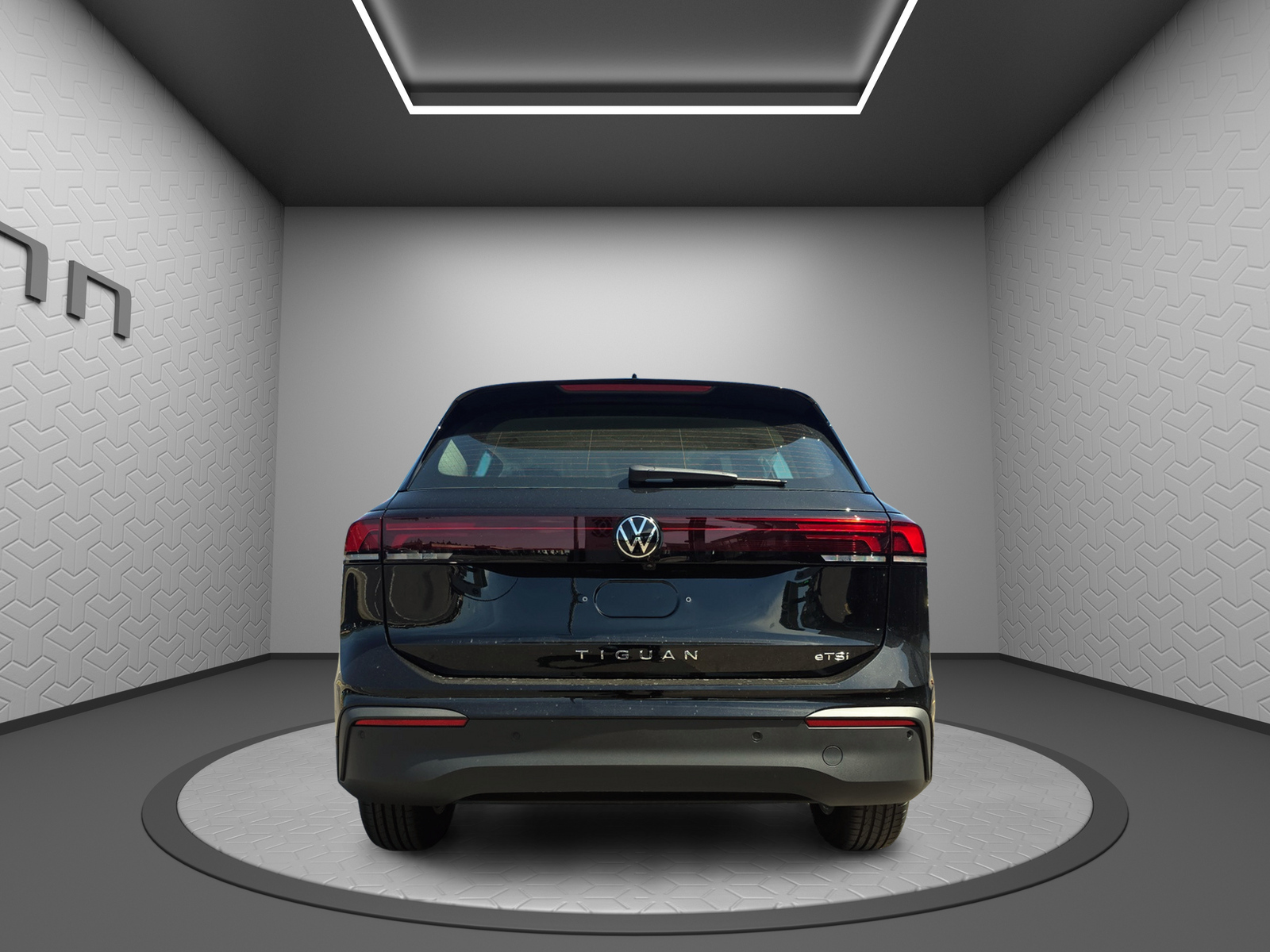 VW VW TIGUAN-image-4