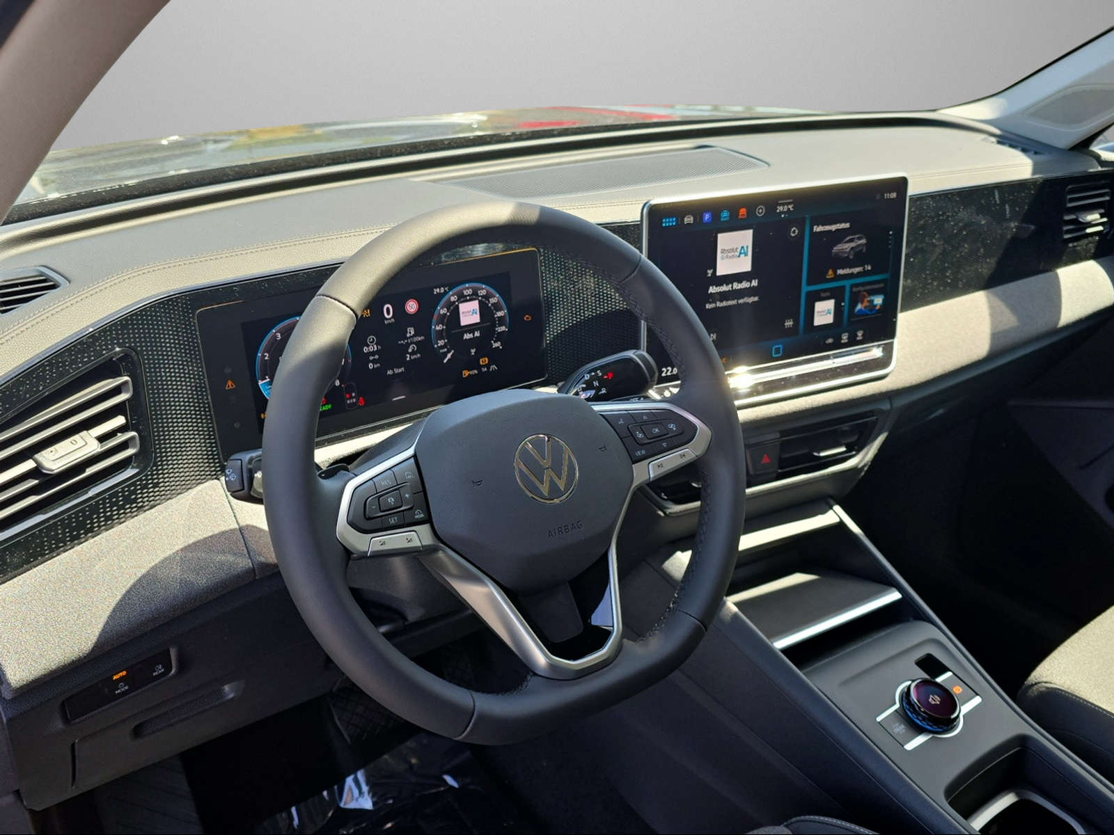 VW VW TIGUAN-image-7