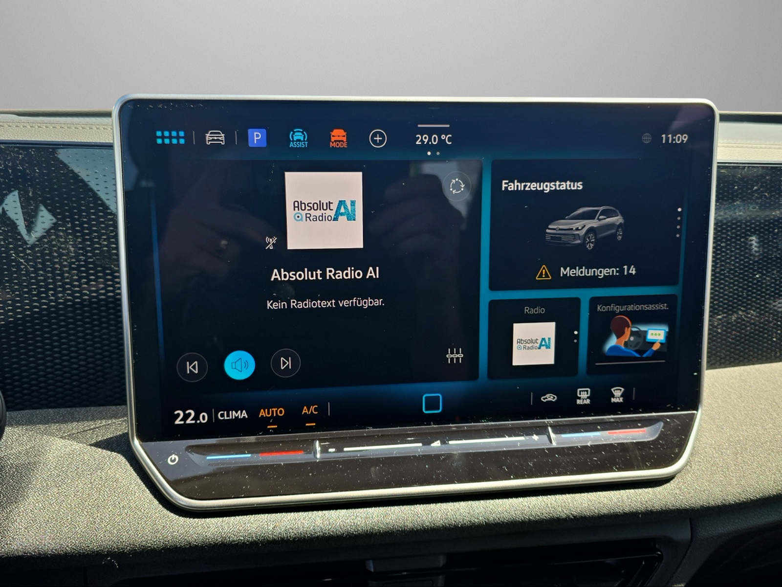 VW VW TIGUAN-image-10