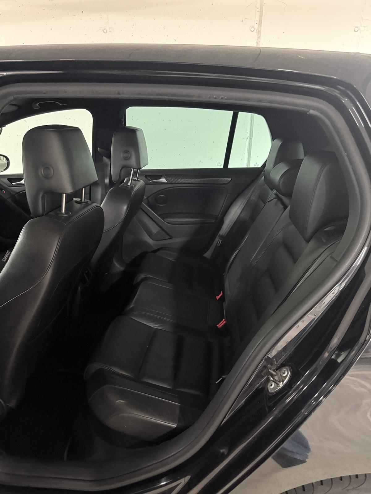 VW Golf 2.0 TSI R 4Motion DSG-image-8