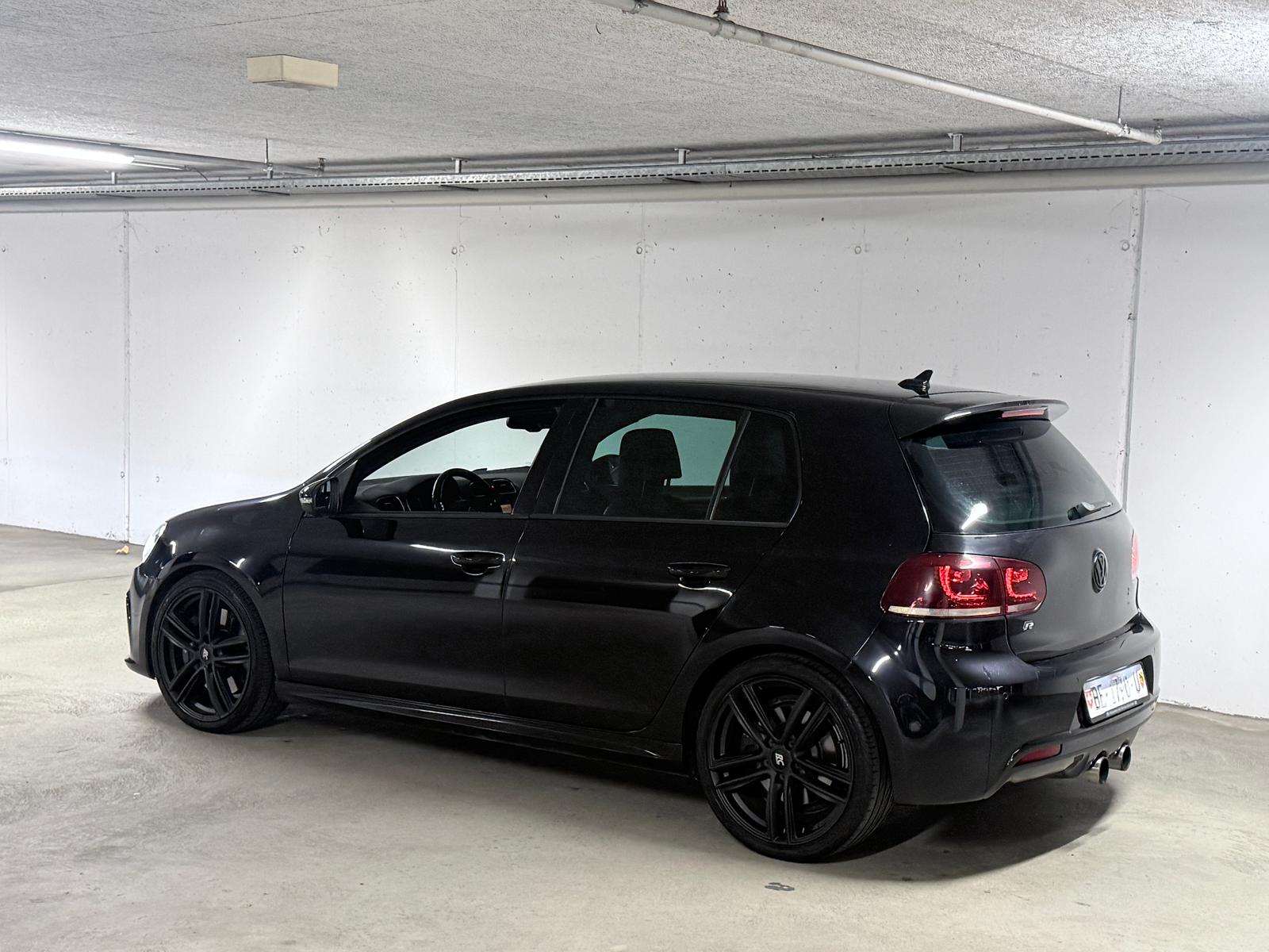 VW Golf 2.0 TSI R 4Motion DSG-image-4