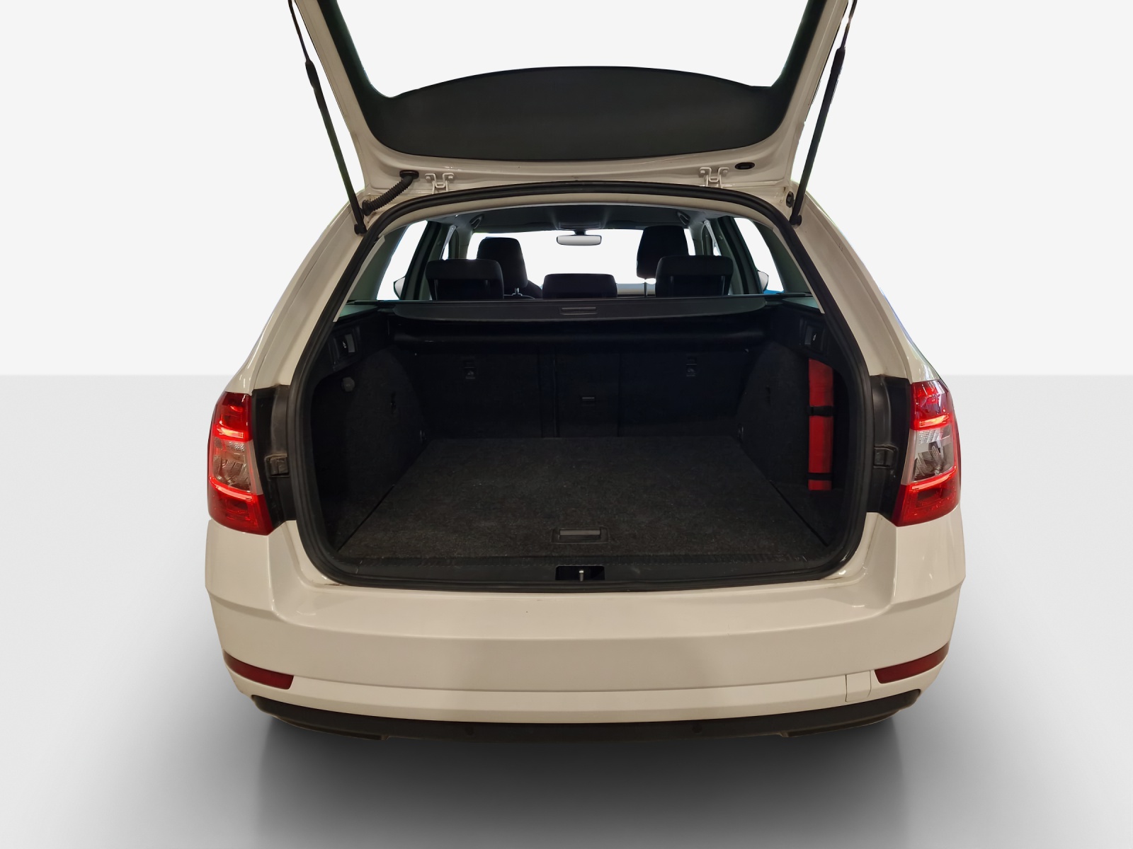 SKODA Octavia Combi 2.0 TDI Ambition 4x4 DSG-image-9