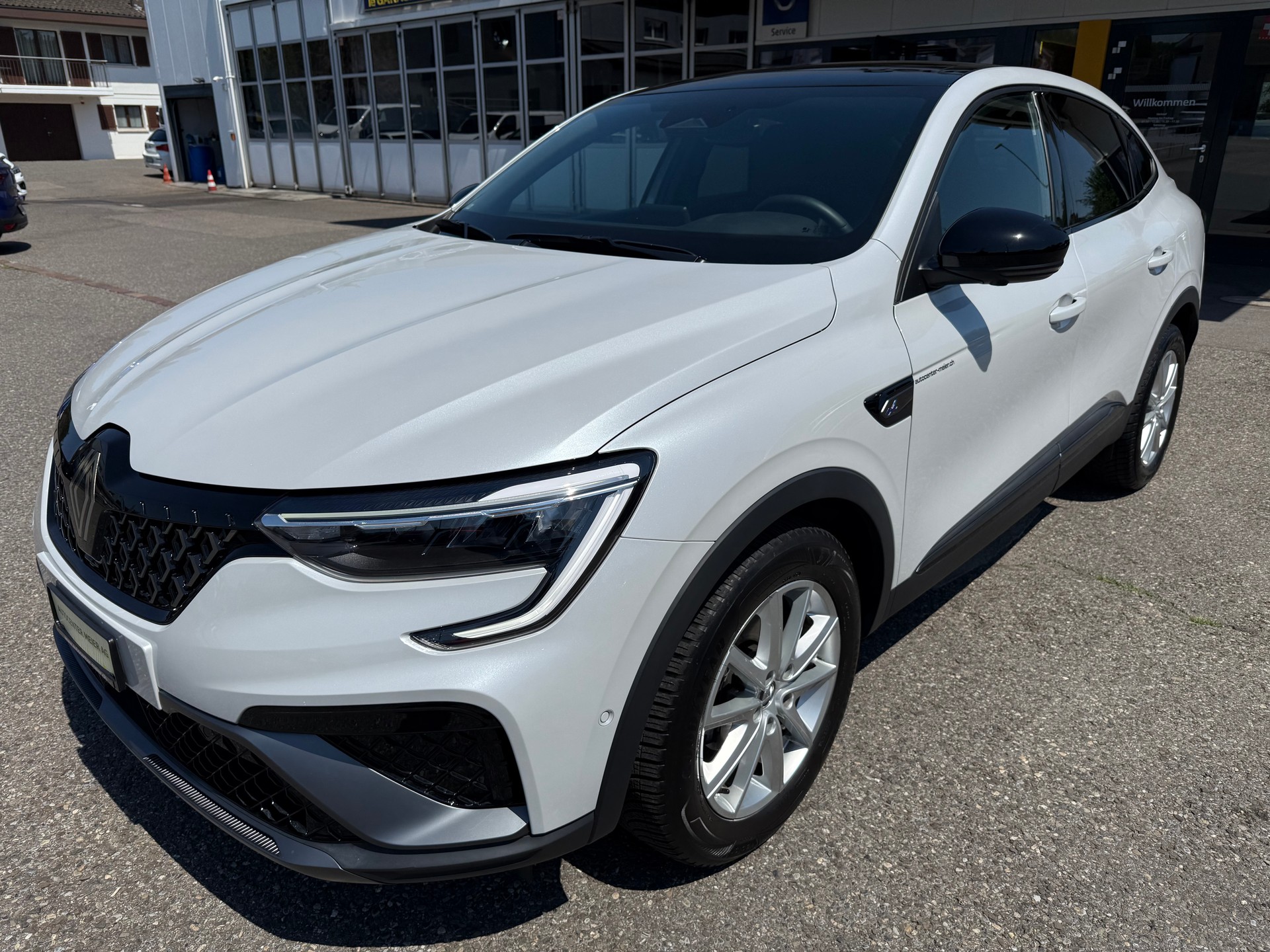 RENAULT Arkana 1.3 TCe Esprit Alpine EDC-image-1